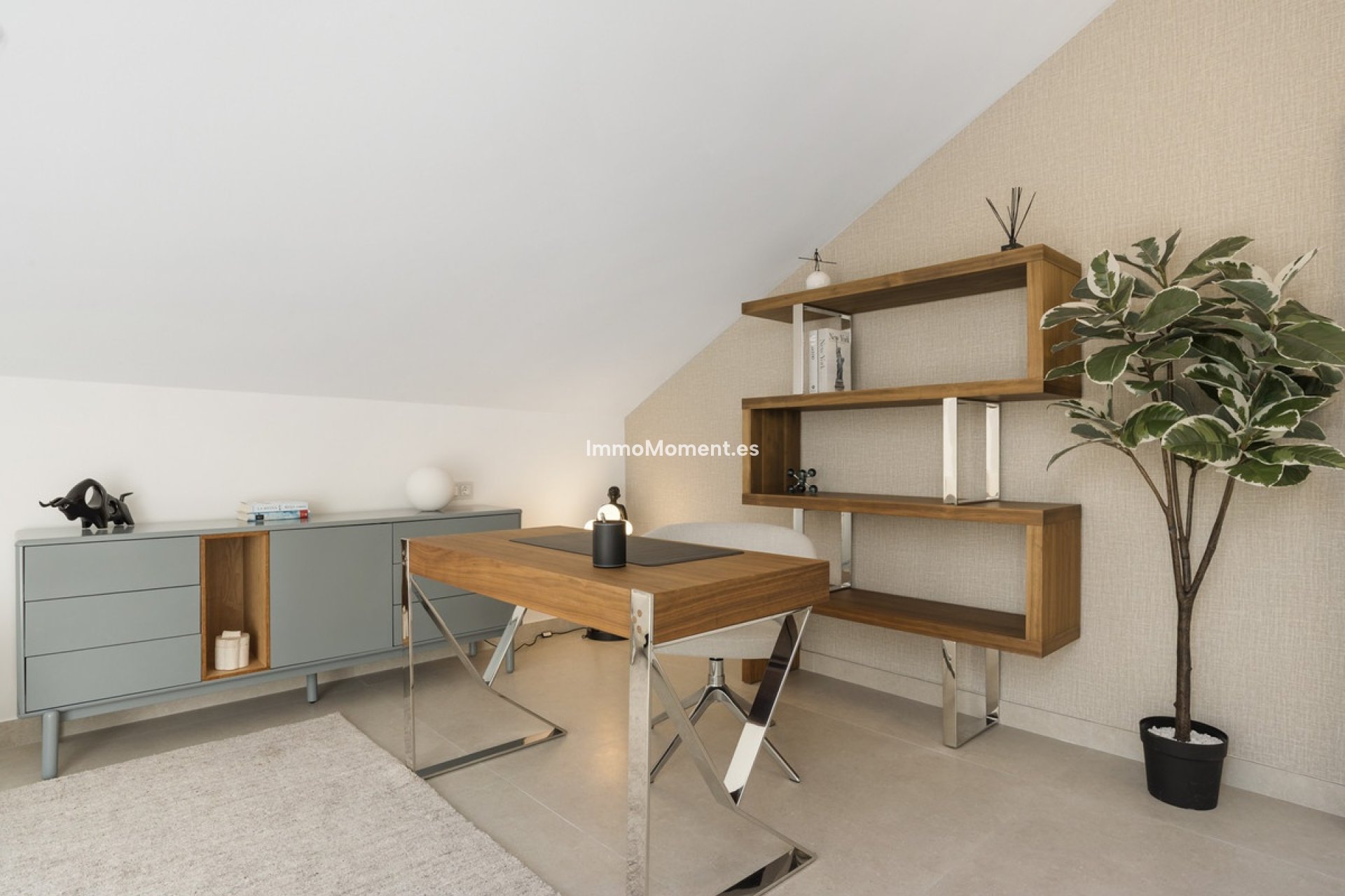 Resale - Apartment - Marbella - Nueva Andalucía