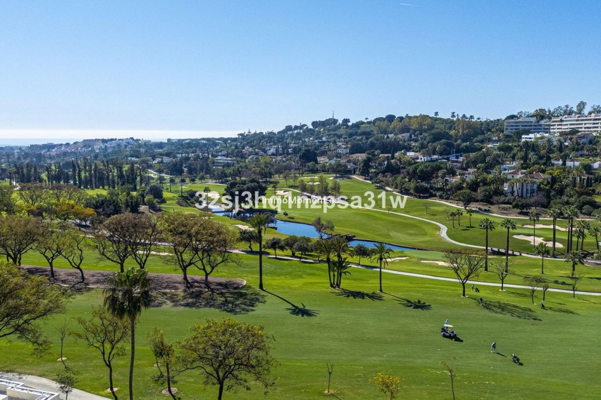 Resale - Apartment - Marbella - Nueva Andalucía