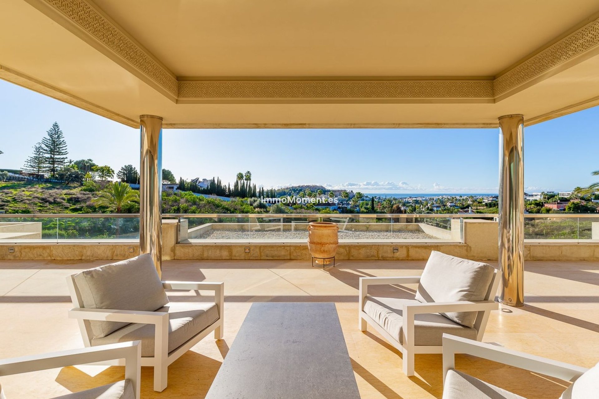 Resale - Apartment - Marbella - Nueva Andalucía