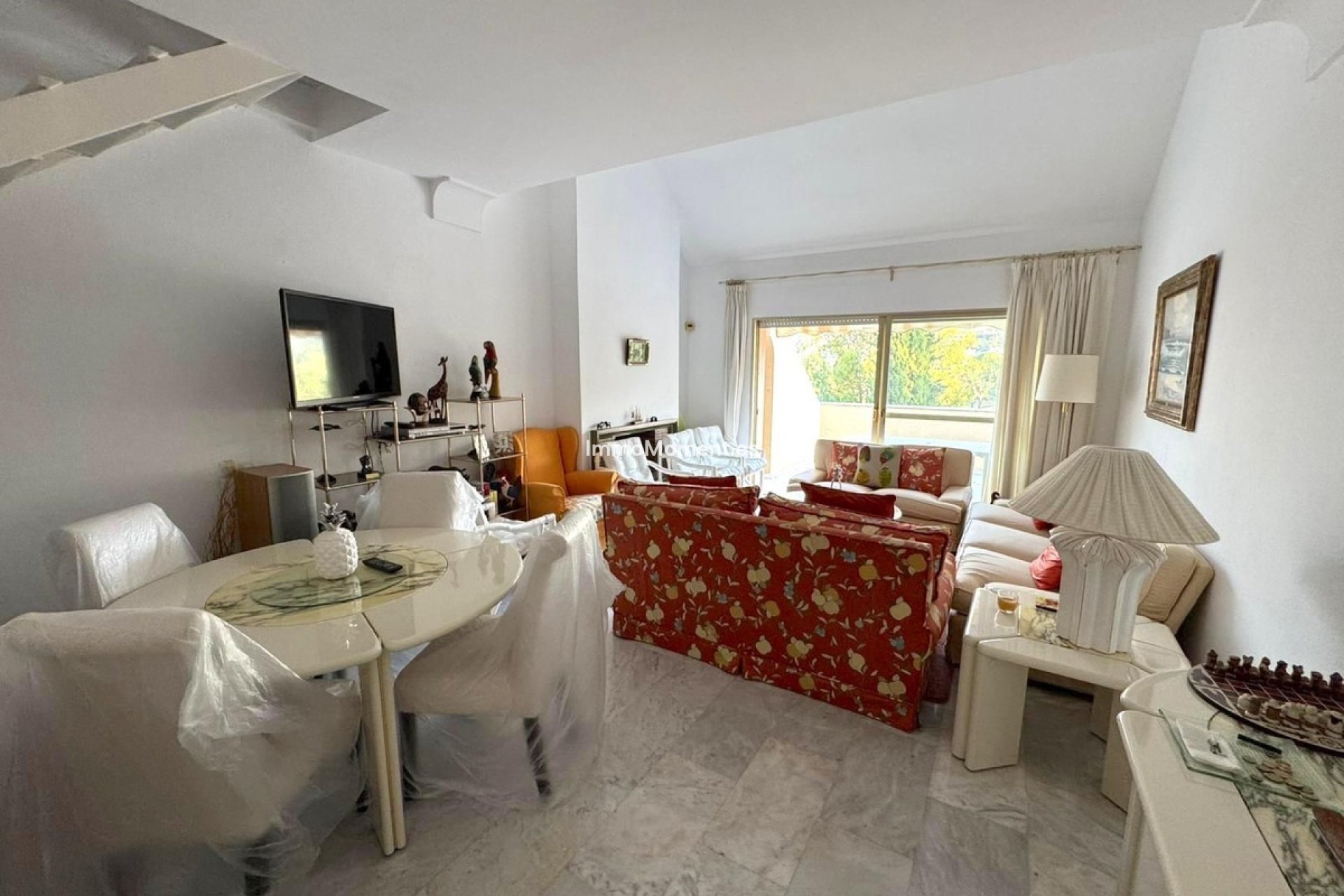 Resale - Apartment - Marbella - Nueva Andalucía