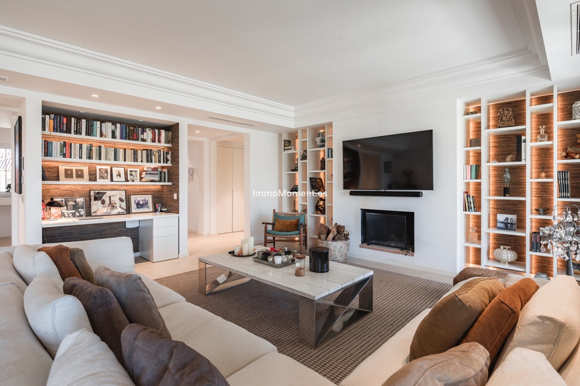 Resale - Apartment - Marbella - Nueva Andalucía