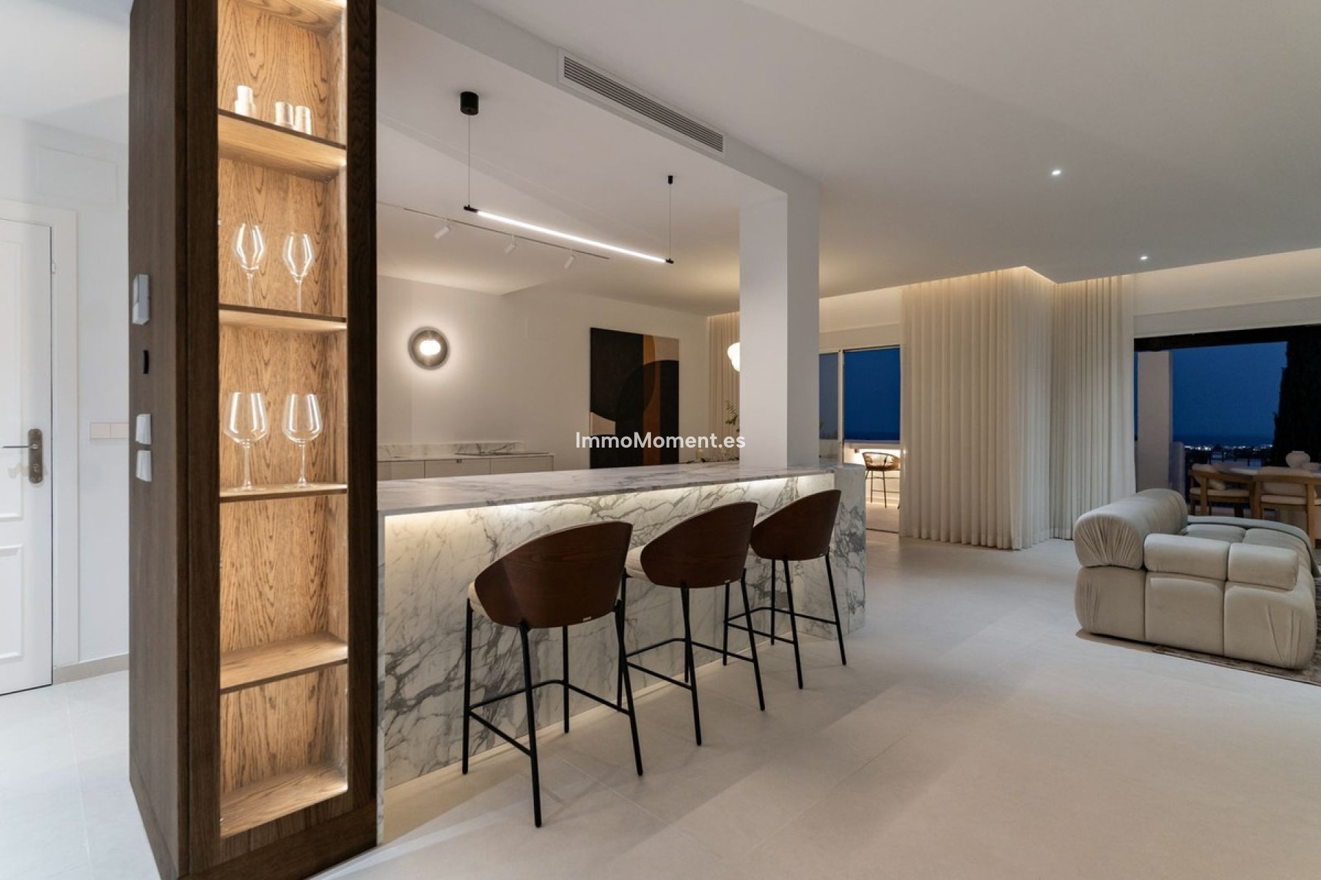 Resale - Apartment - Marbella - Nueva Andalucía