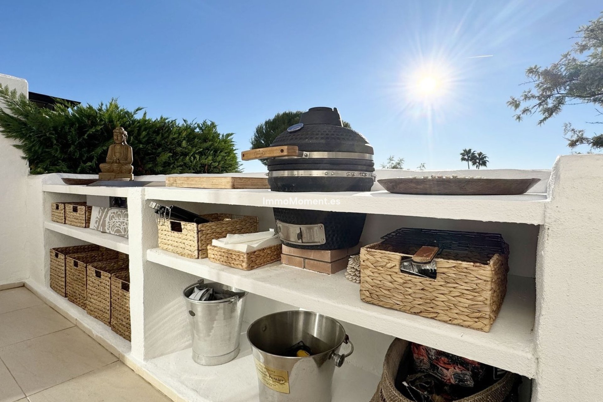 Resale - Apartment - Marbella - Nueva Andalucía