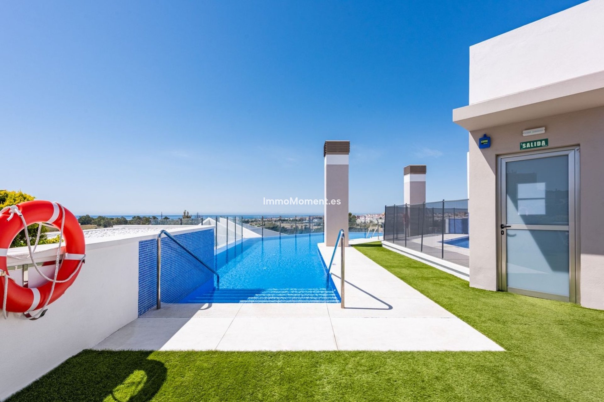 Resale - Apartment - Marbella - Nueva Andalucía