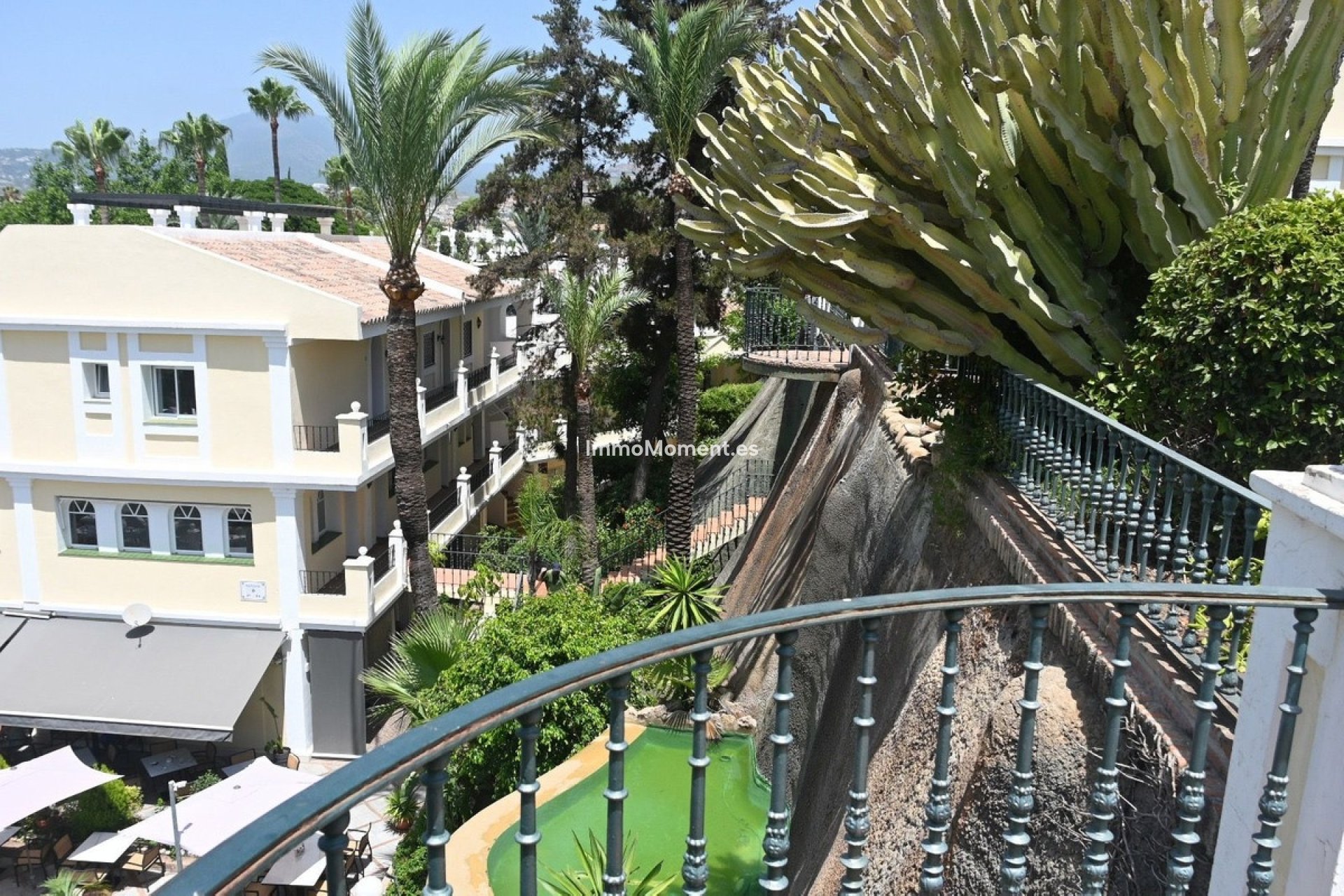 Resale - Apartment - Marbella - Nueva Andalucía