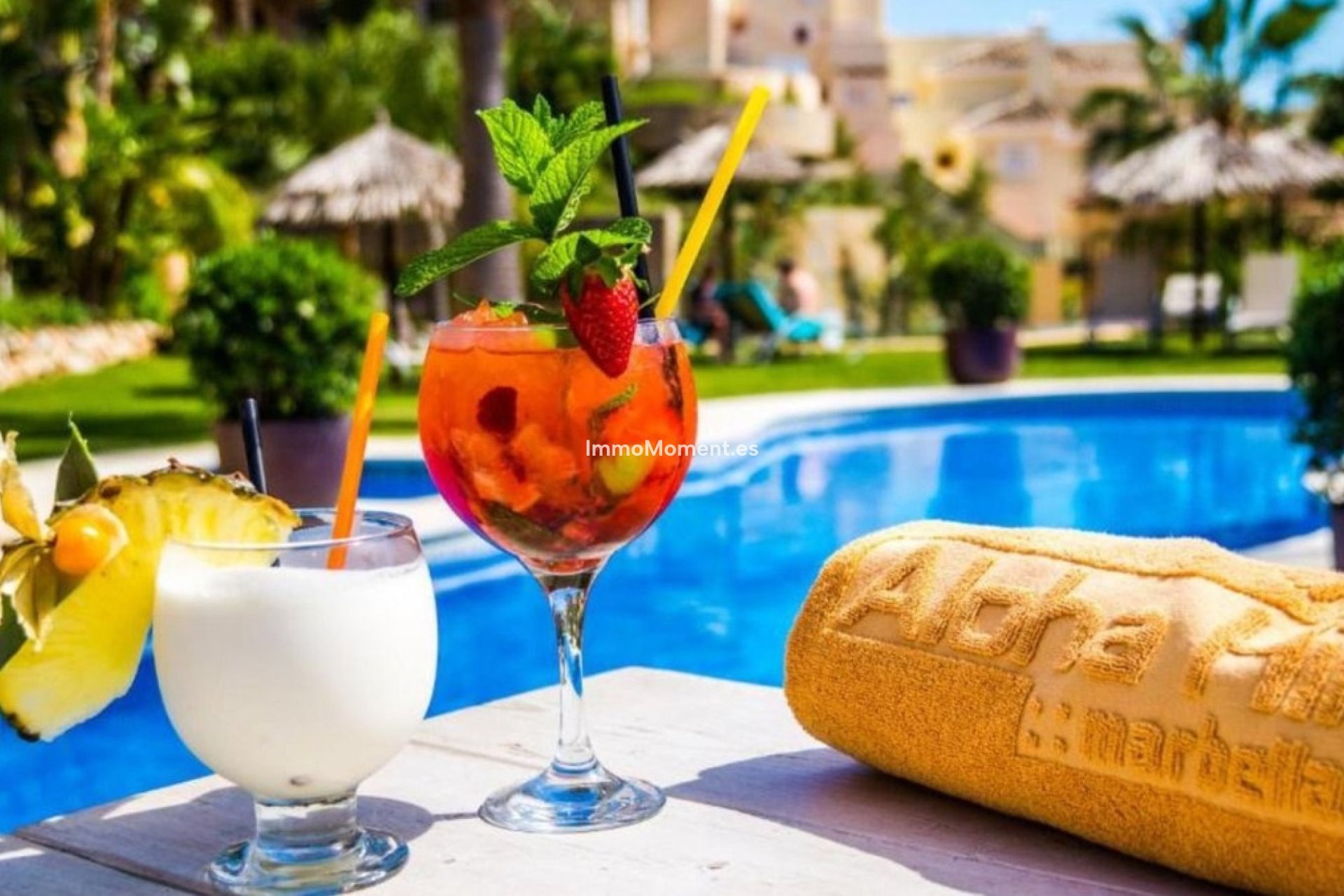 Resale - Apartment - Marbella - Nueva Andalucía