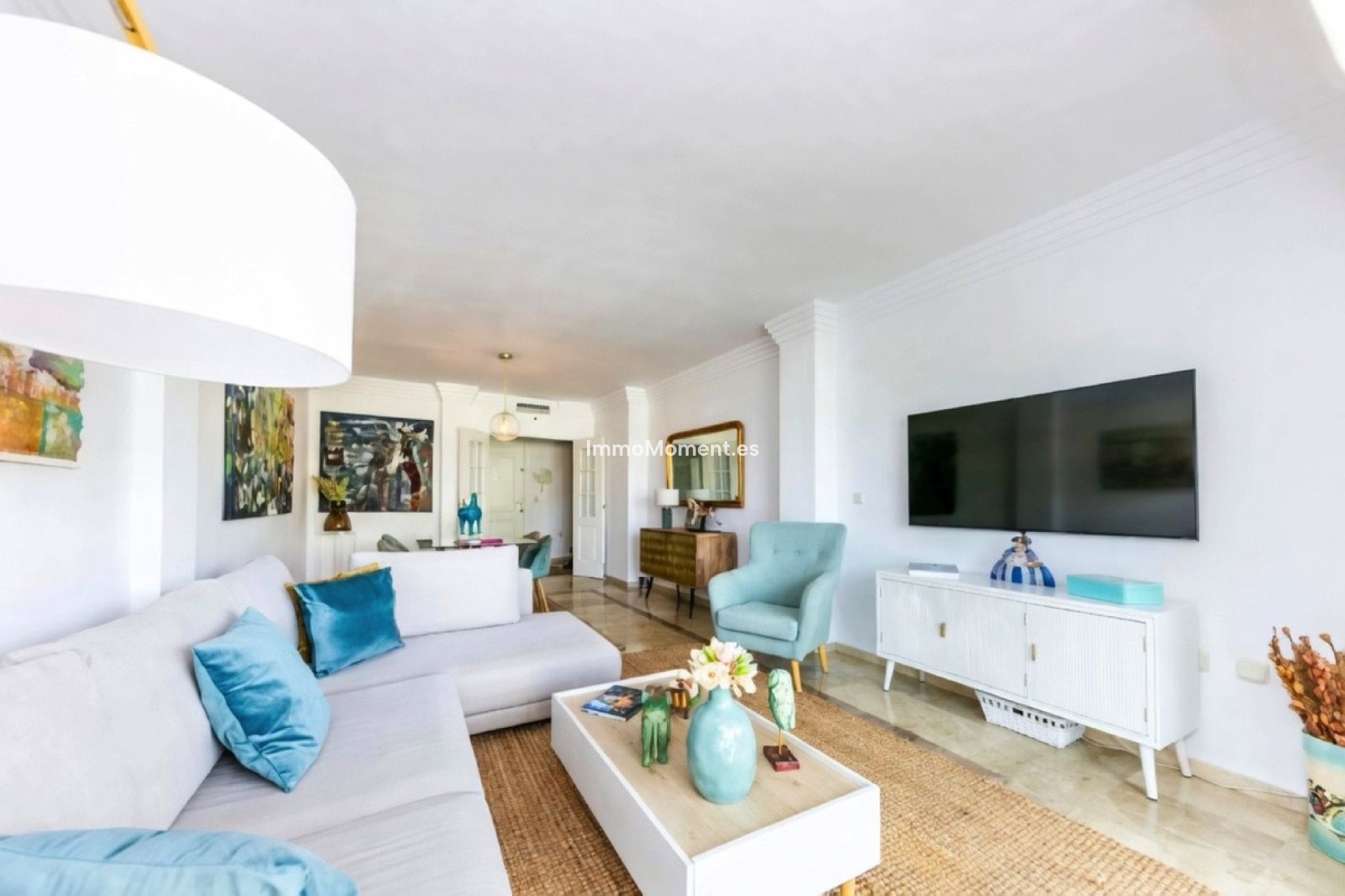 Resale - Apartment - Marbella - Nueva Andalucía