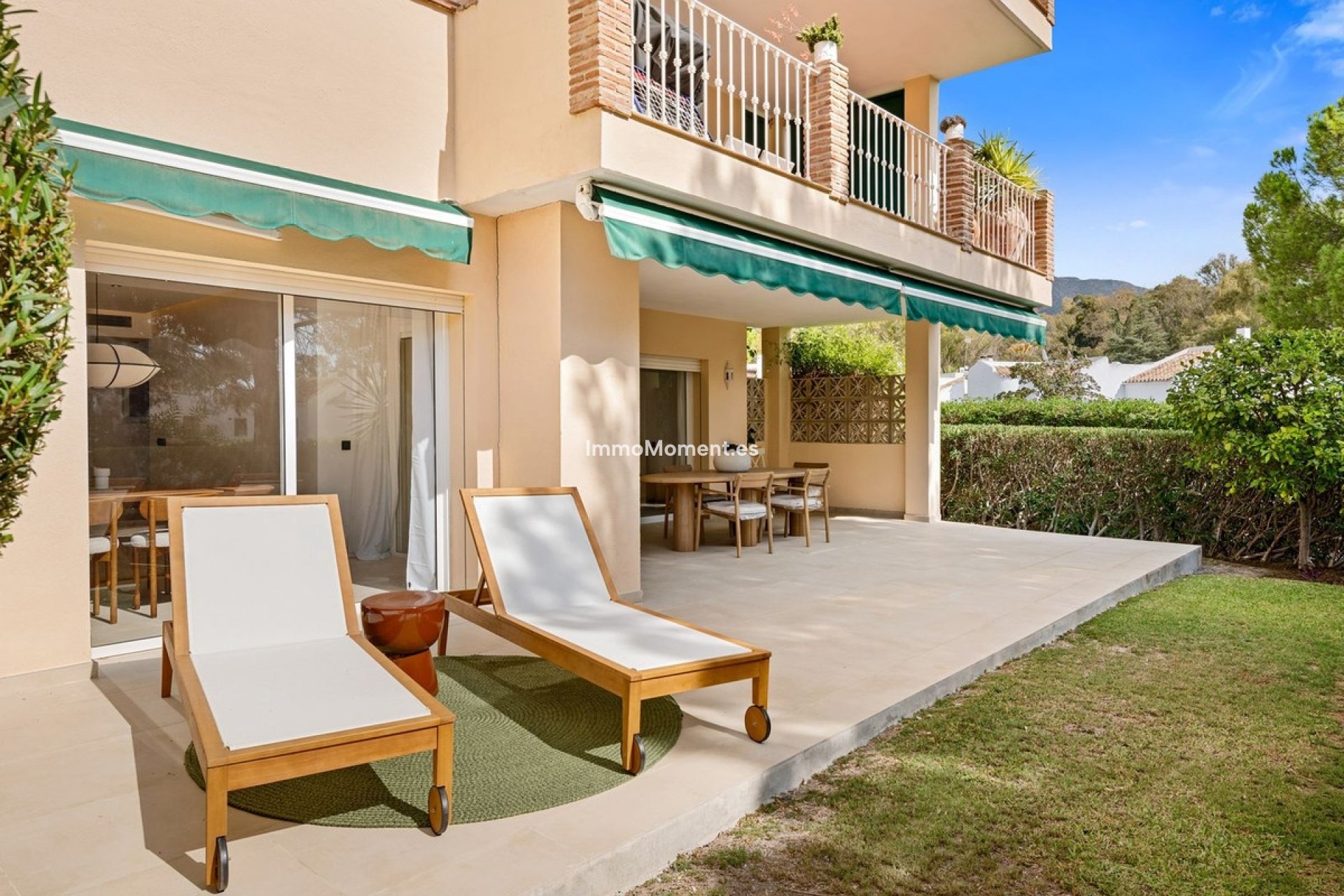 Resale - Apartment - Marbella - Nueva Andalucía