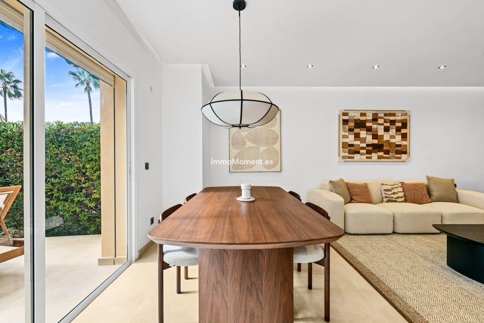 Resale - Apartment - Marbella - Nueva Andalucía