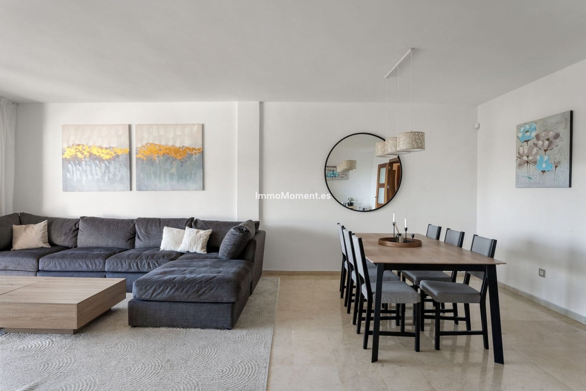 Resale - Apartment - Marbella - Nueva Andalucía