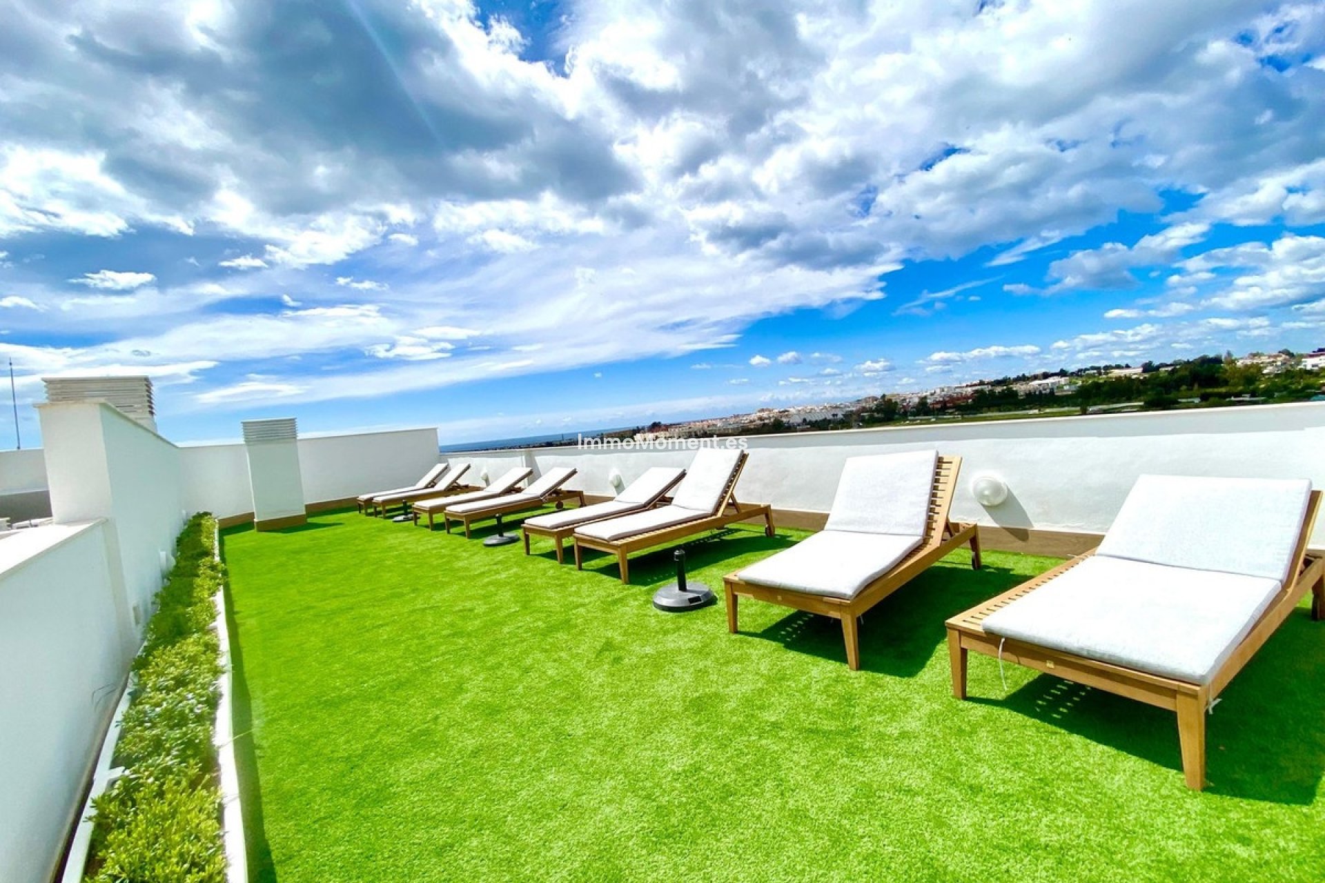 Resale - Apartment - Marbella - Nueva Andalucía