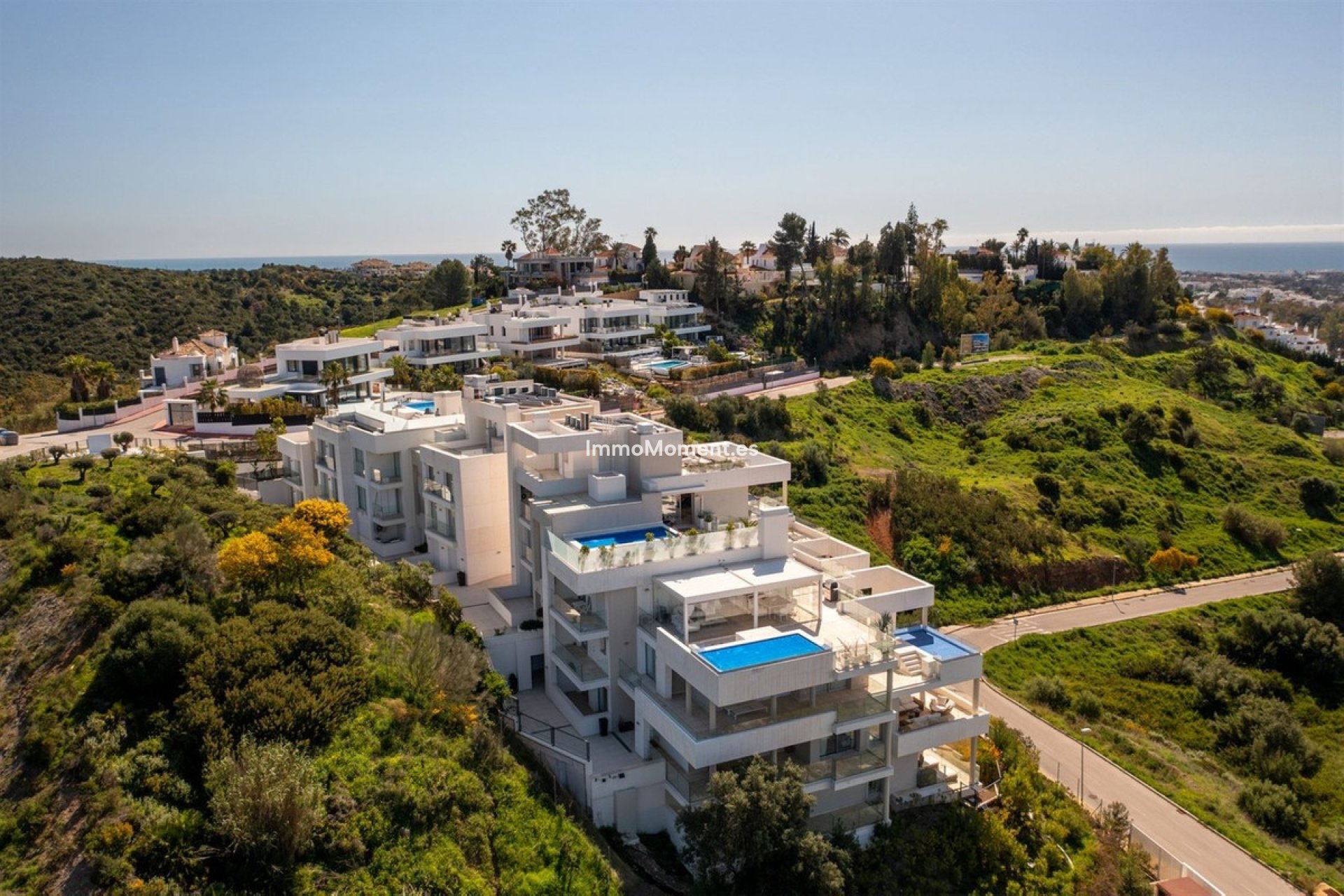 Resale - Apartment - Marbella - Nueva Andalucía