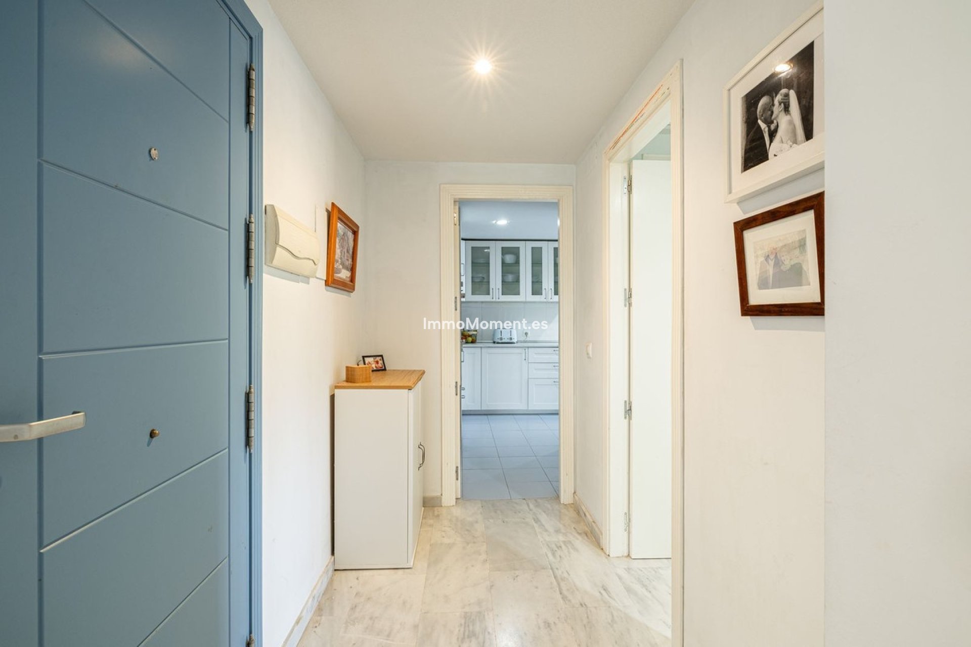 Resale - Apartment - Marbella - Nueva Andalucía