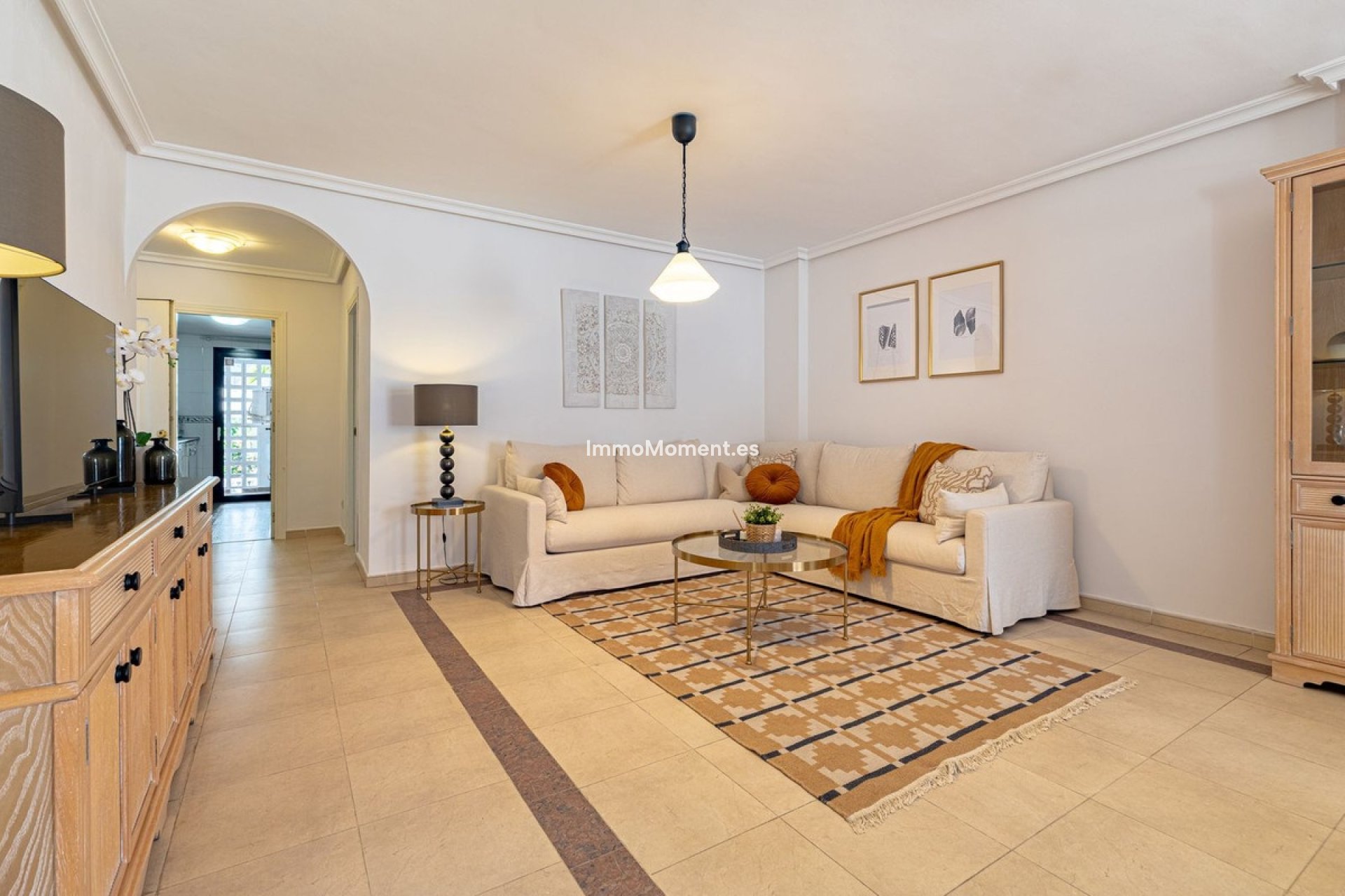 Resale - Apartment - Marbella - Nueva Andalucía