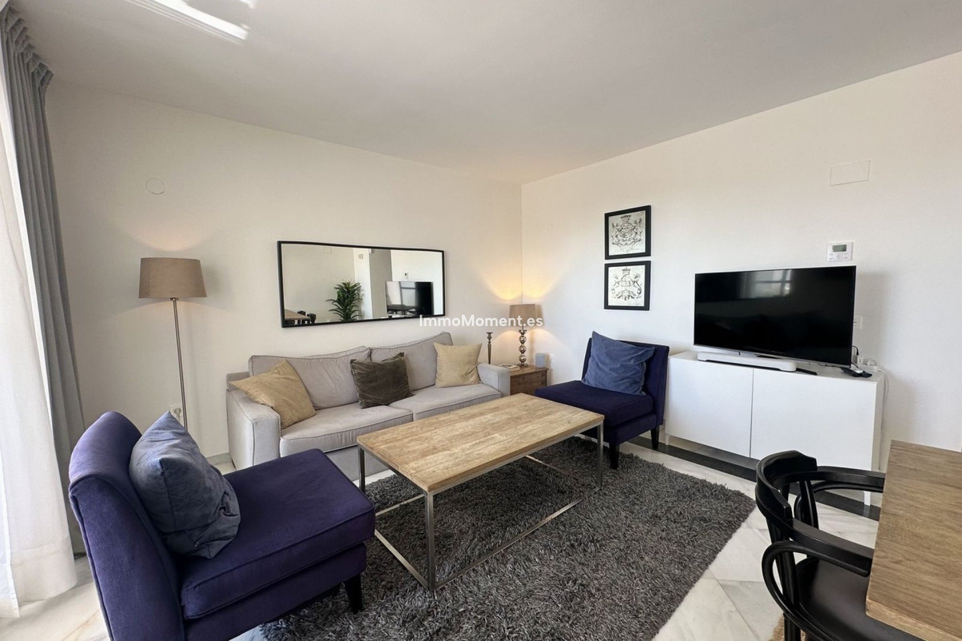 Resale - Apartment - Marbella - Nueva Andalucía