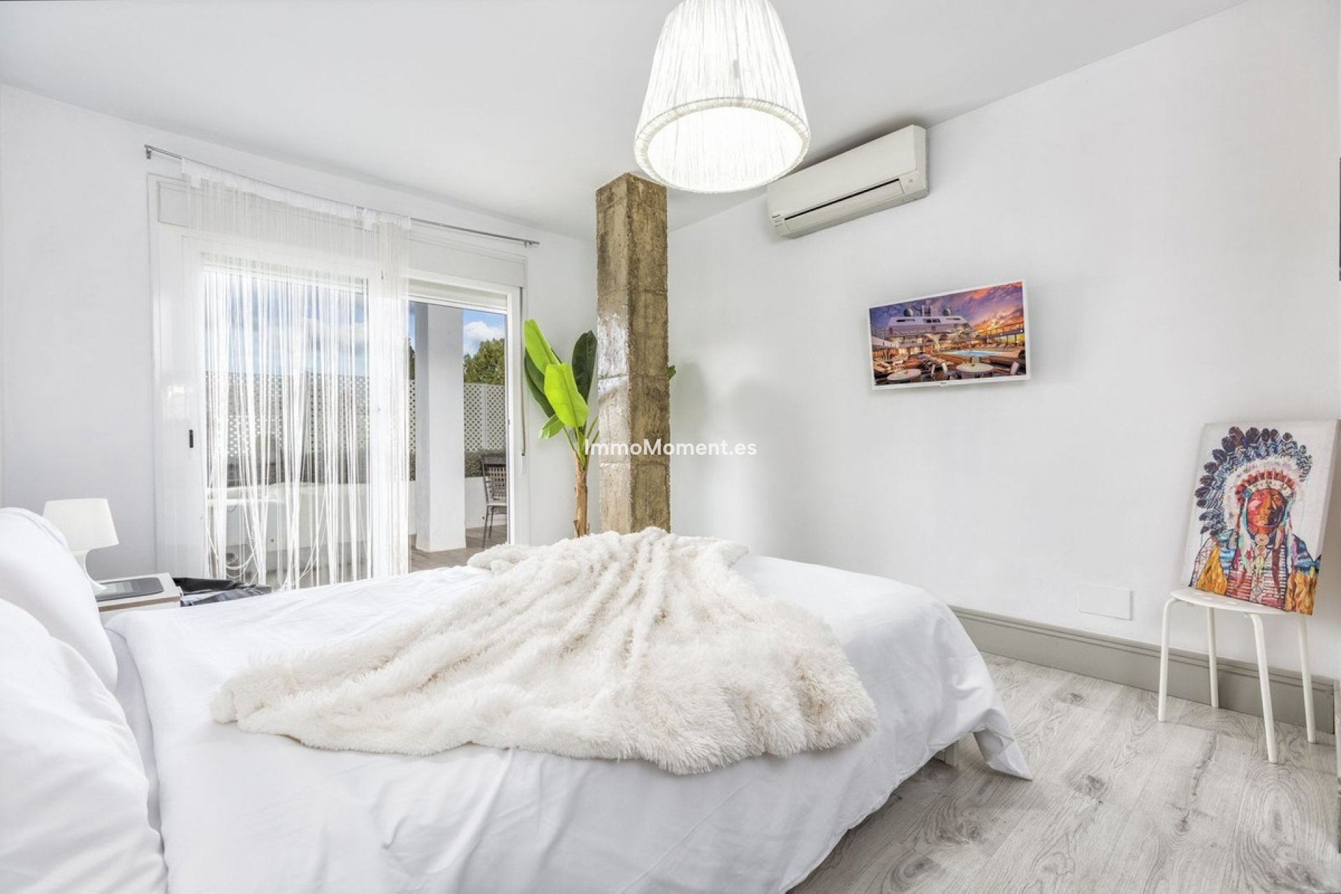 Resale - Apartment - Marbella - Nueva Andalucía