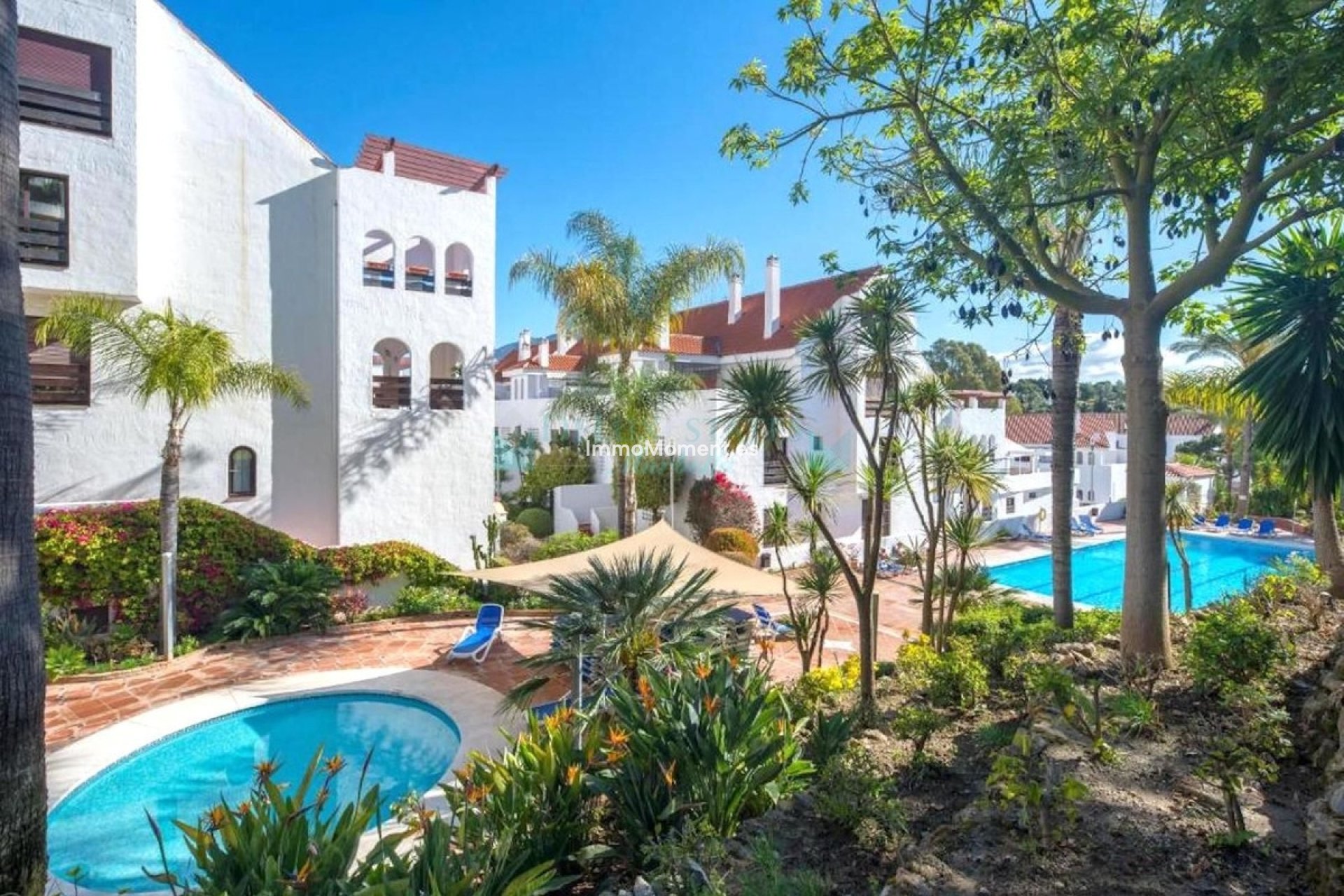 Resale - Apartment - Marbella - Nueva Andalucía
