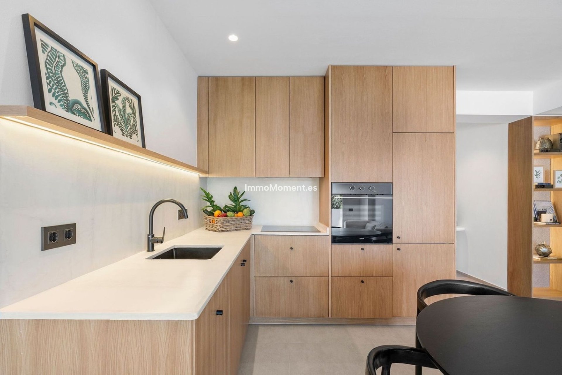 Resale - Apartment - Marbella - Nueva Andalucía