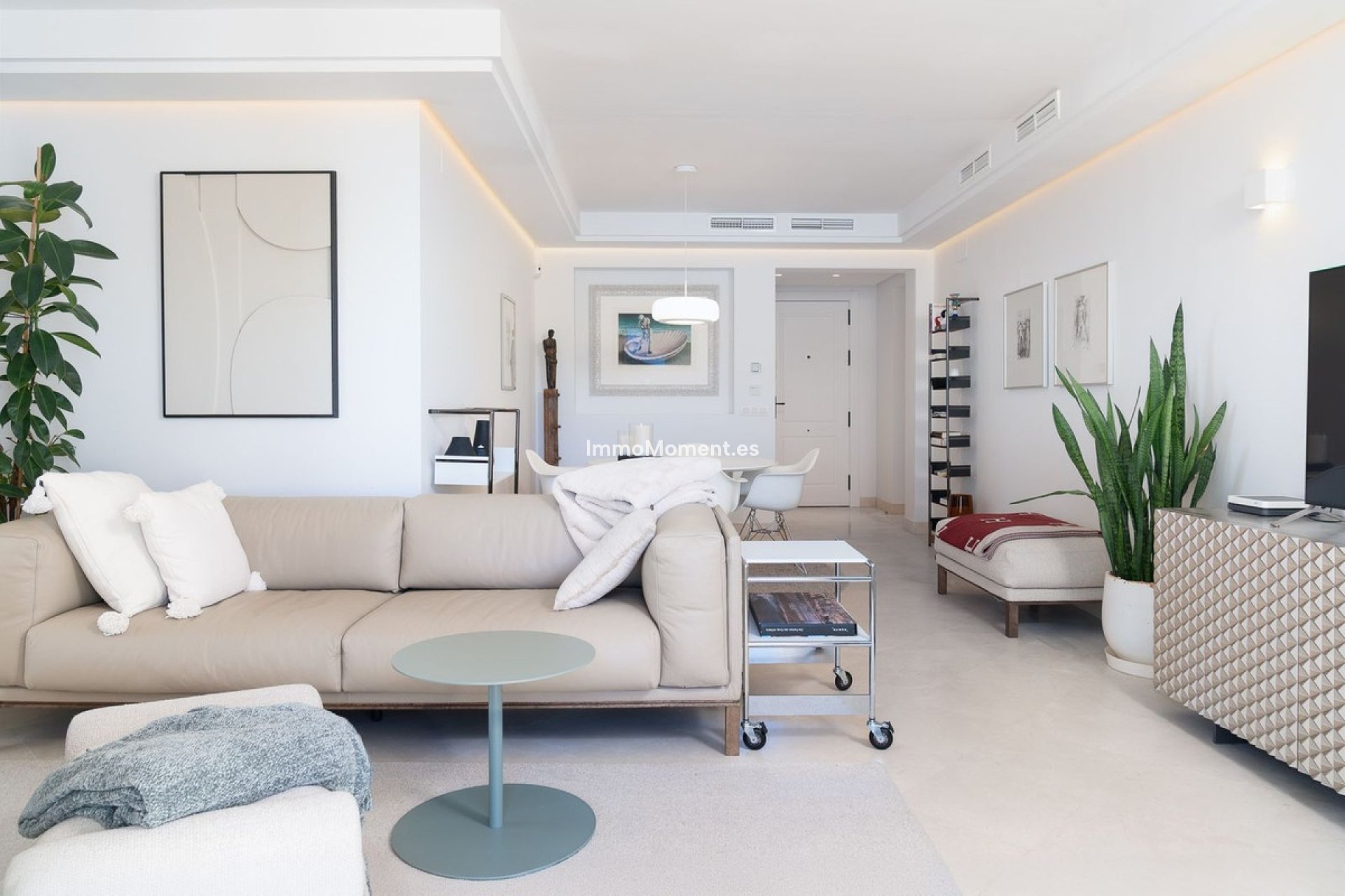 Resale - Apartment - Marbella - Nueva Andalucía