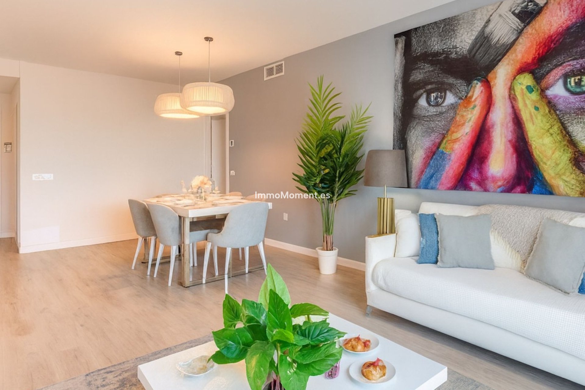 Resale - Apartment - Marbella - Nueva Andalucía