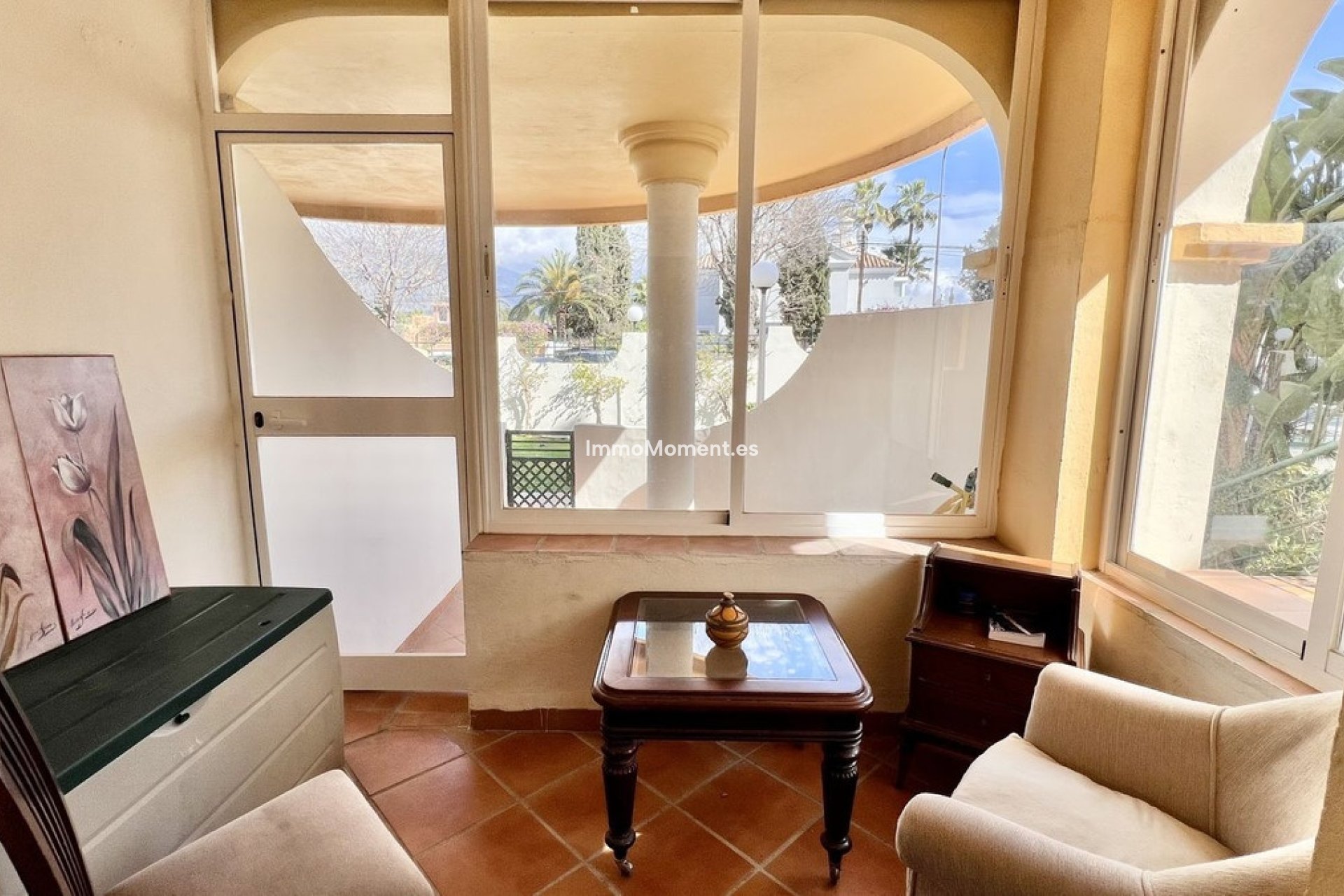 Resale - Apartment - Marbella - Nueva Andalucía