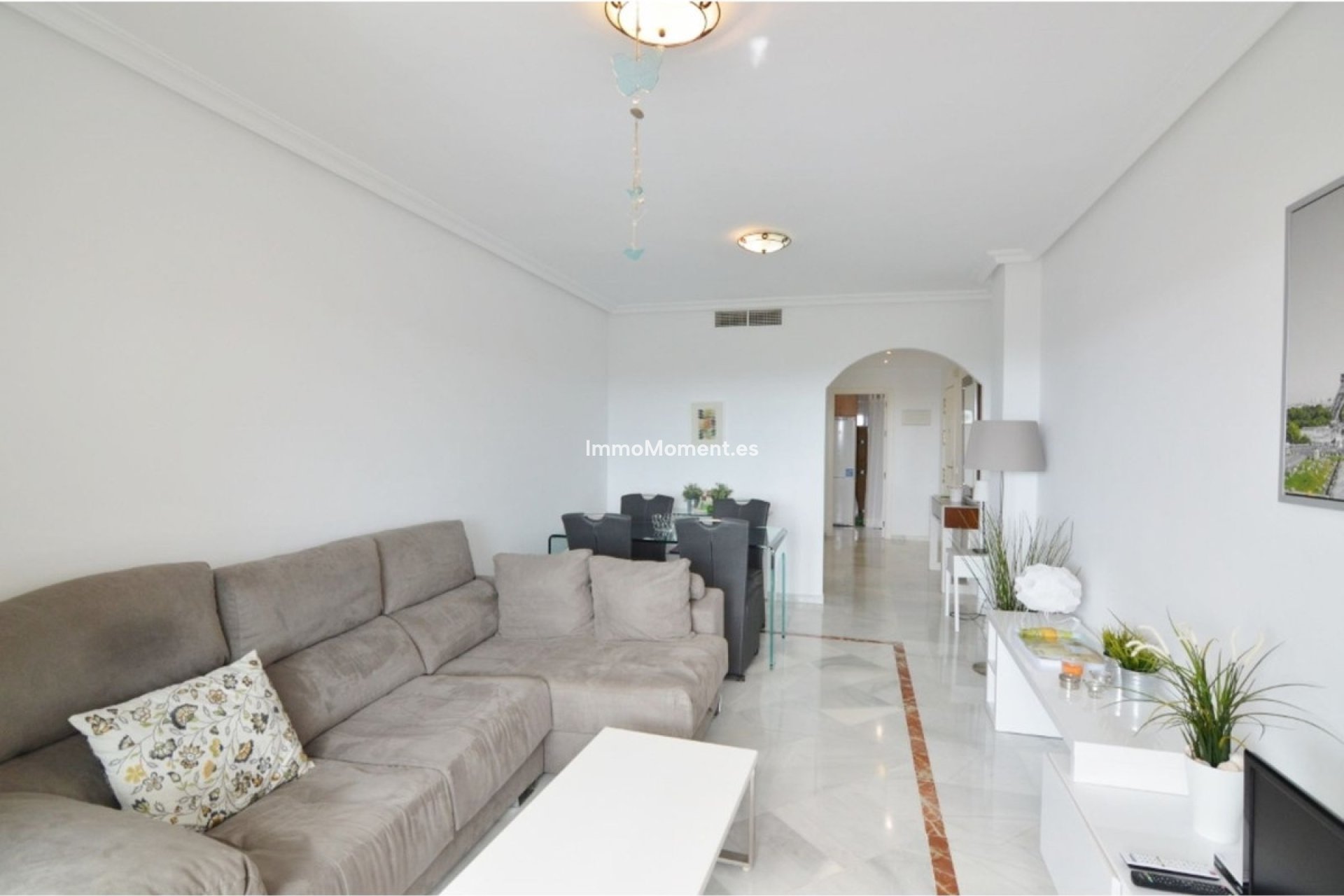 Resale - Apartment - Marbella - Nueva Andalucía