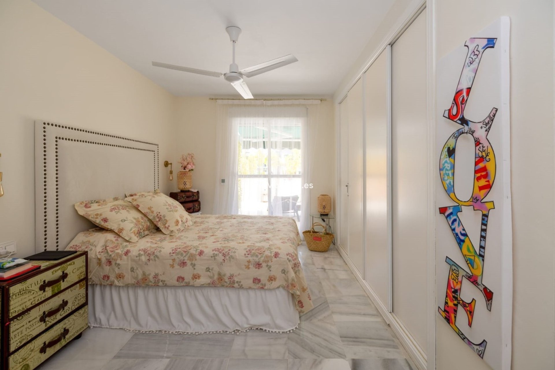 Resale - Apartment - Marbella - Nueva Andalucía