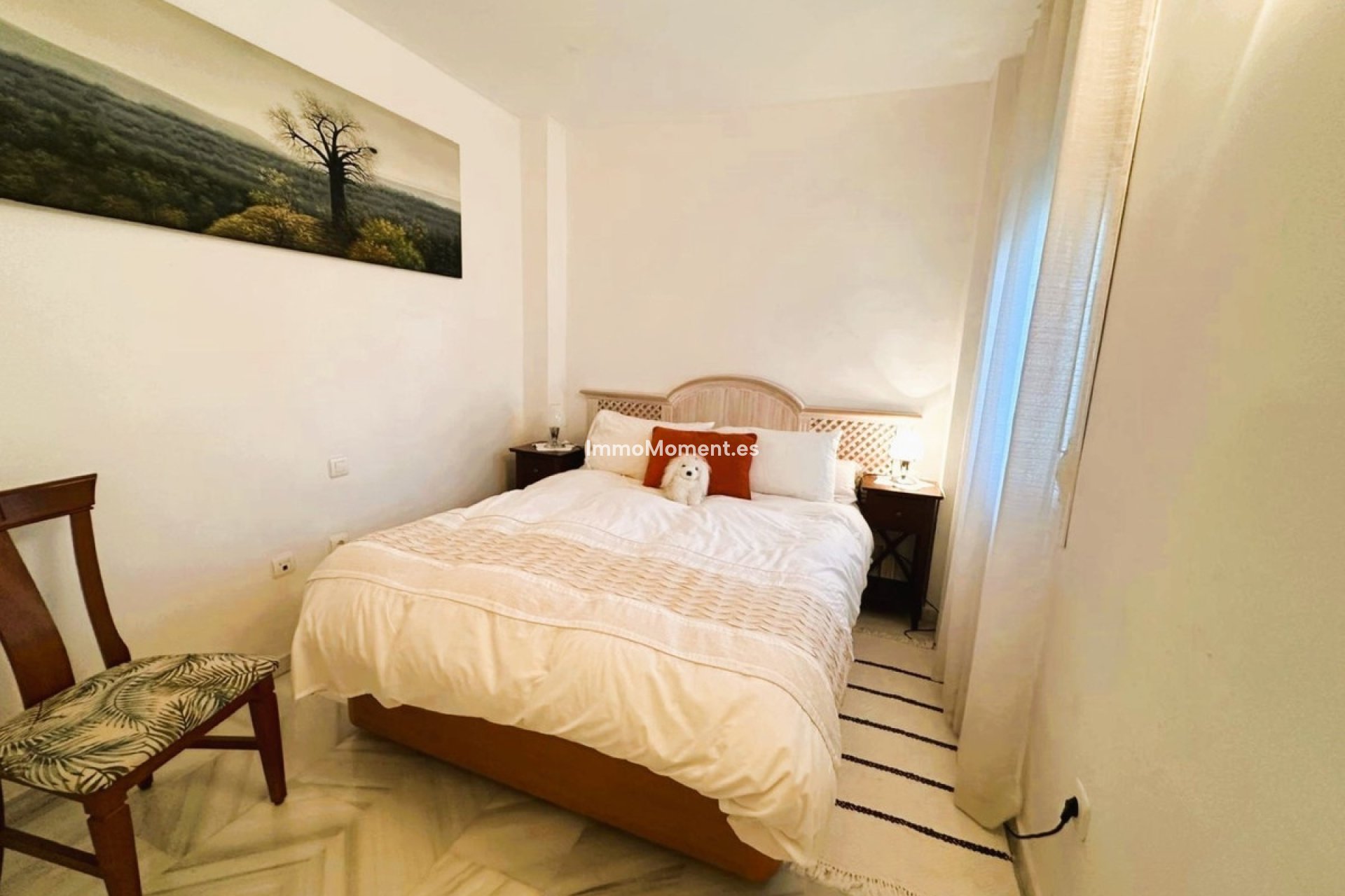 Resale - Apartment - Marbella - Nueva Andalucía