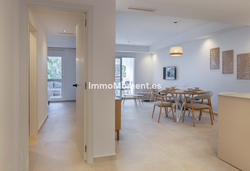Resale - Apartment - Marbella - Nueva Andalucía