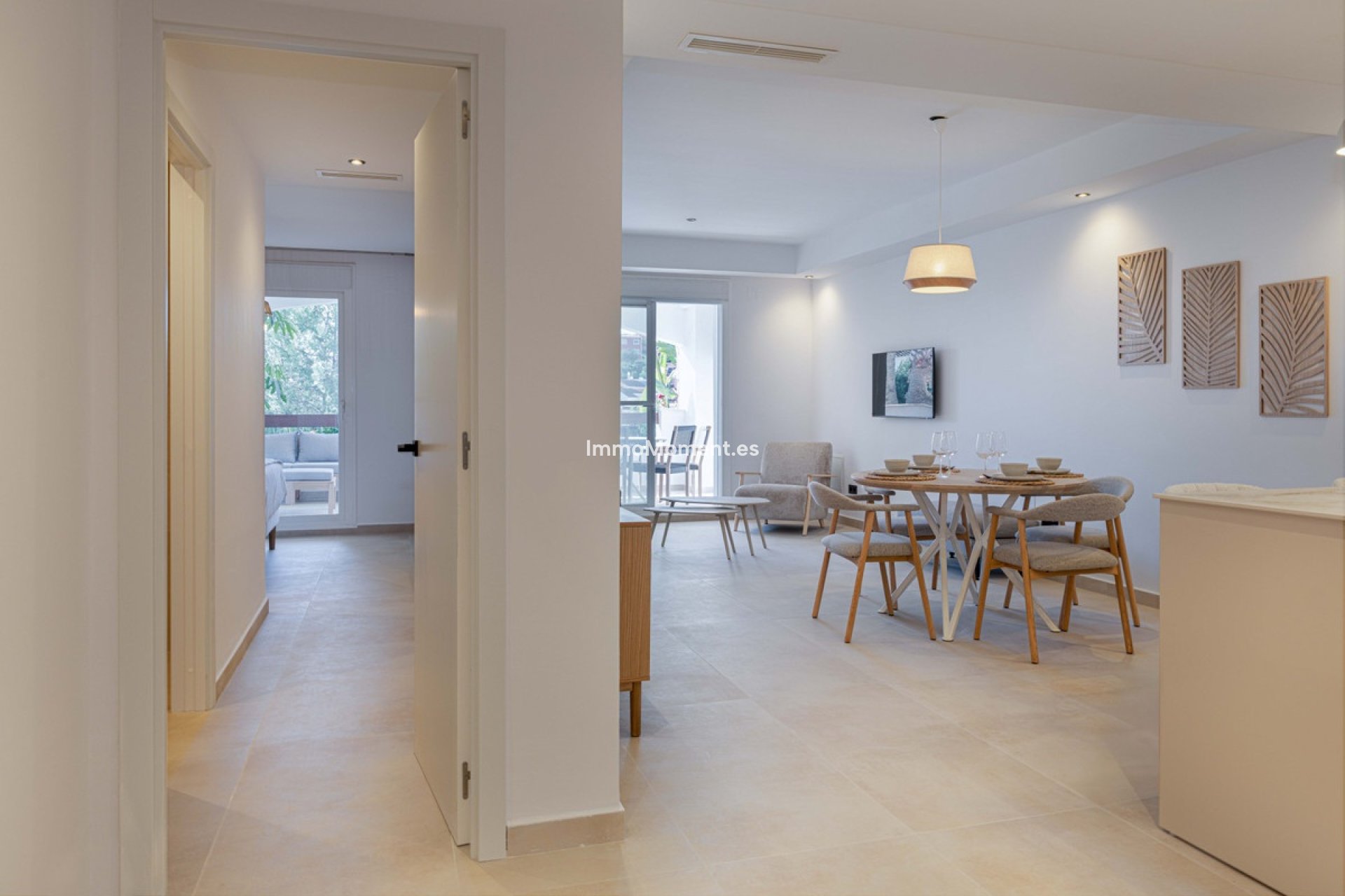 Resale - Apartment - Marbella - Nueva Andalucía