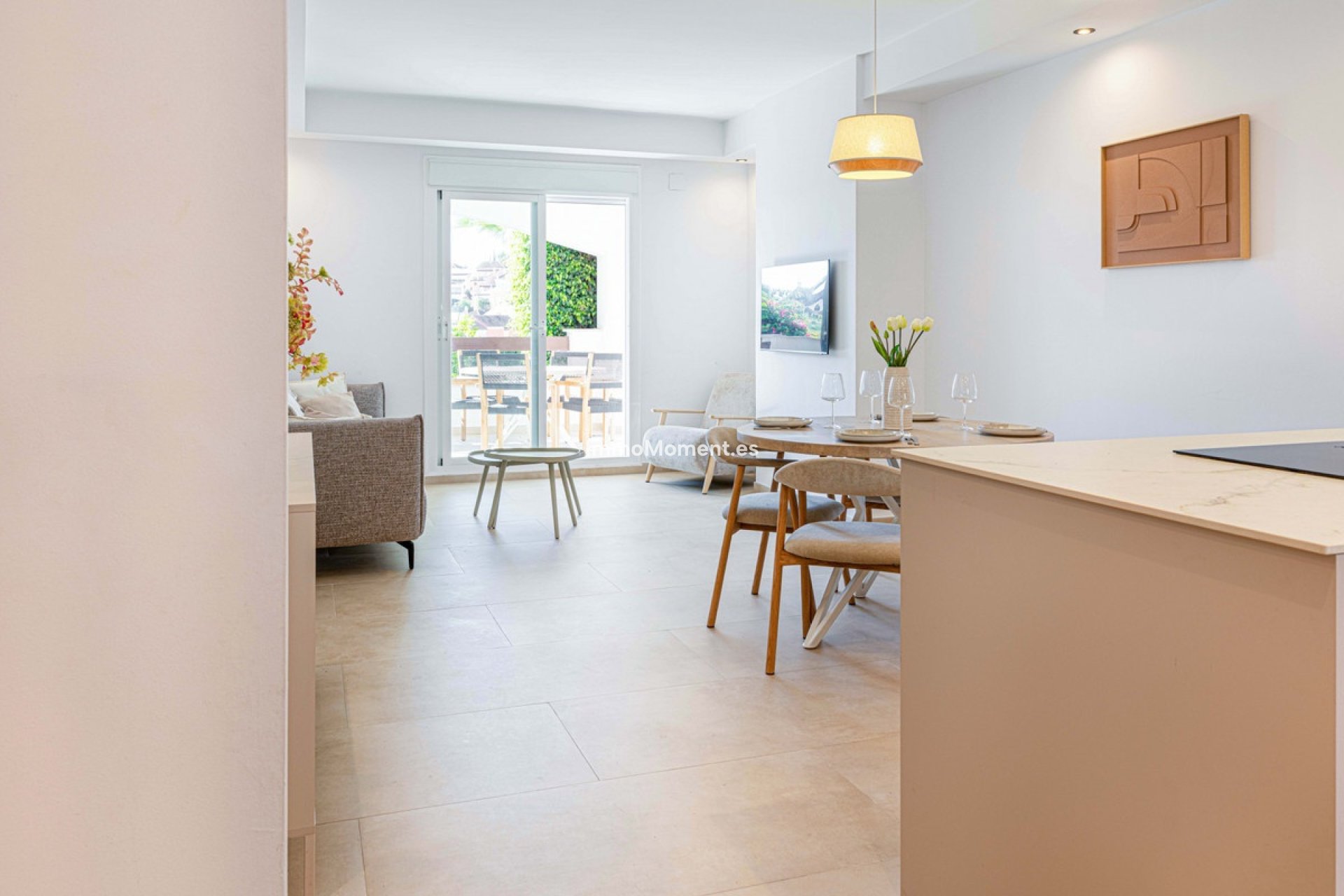 Resale - Apartment - Marbella - Nueva Andalucía