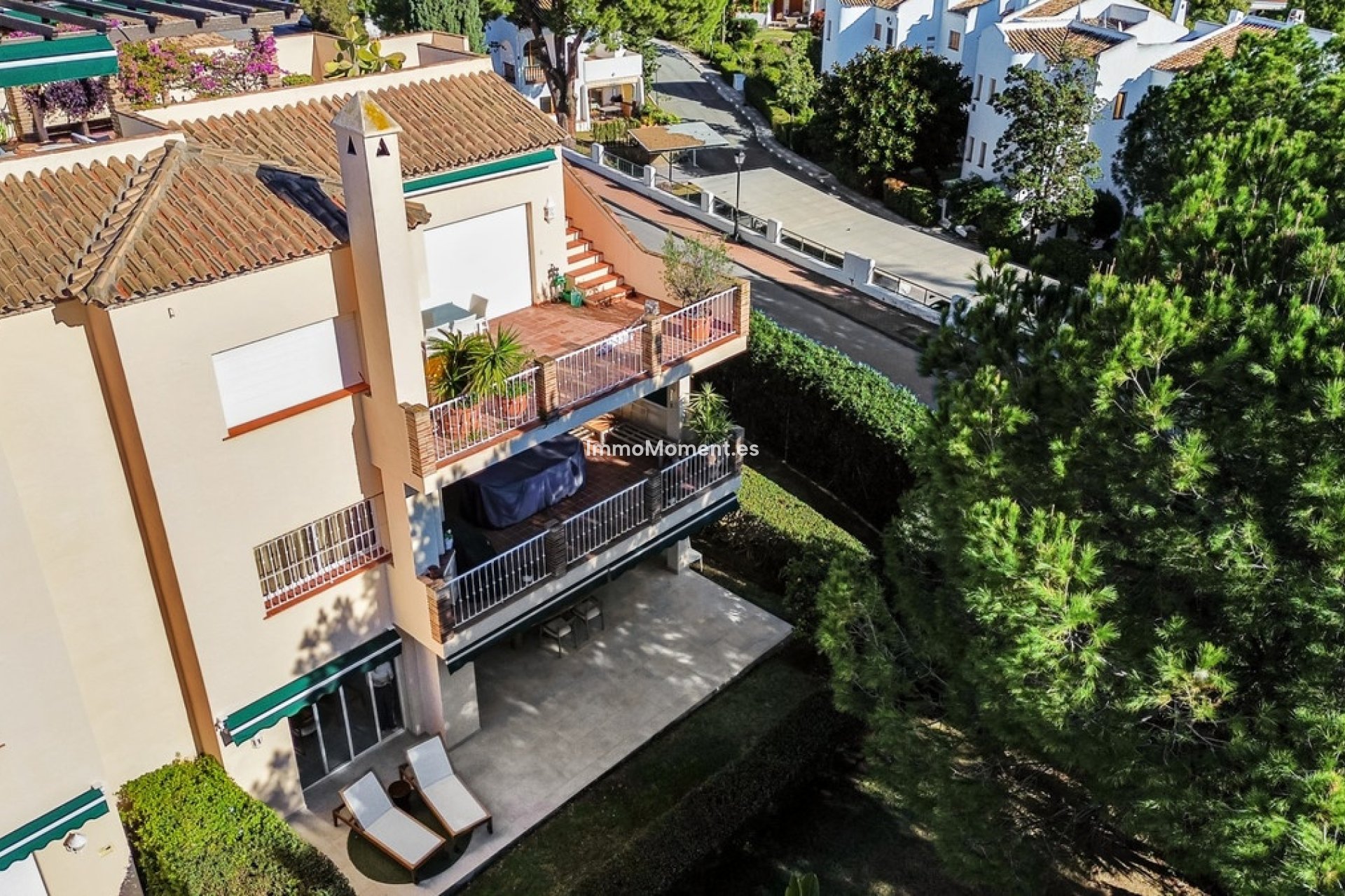 Resale - Apartment - Marbella - Nueva Andalucía