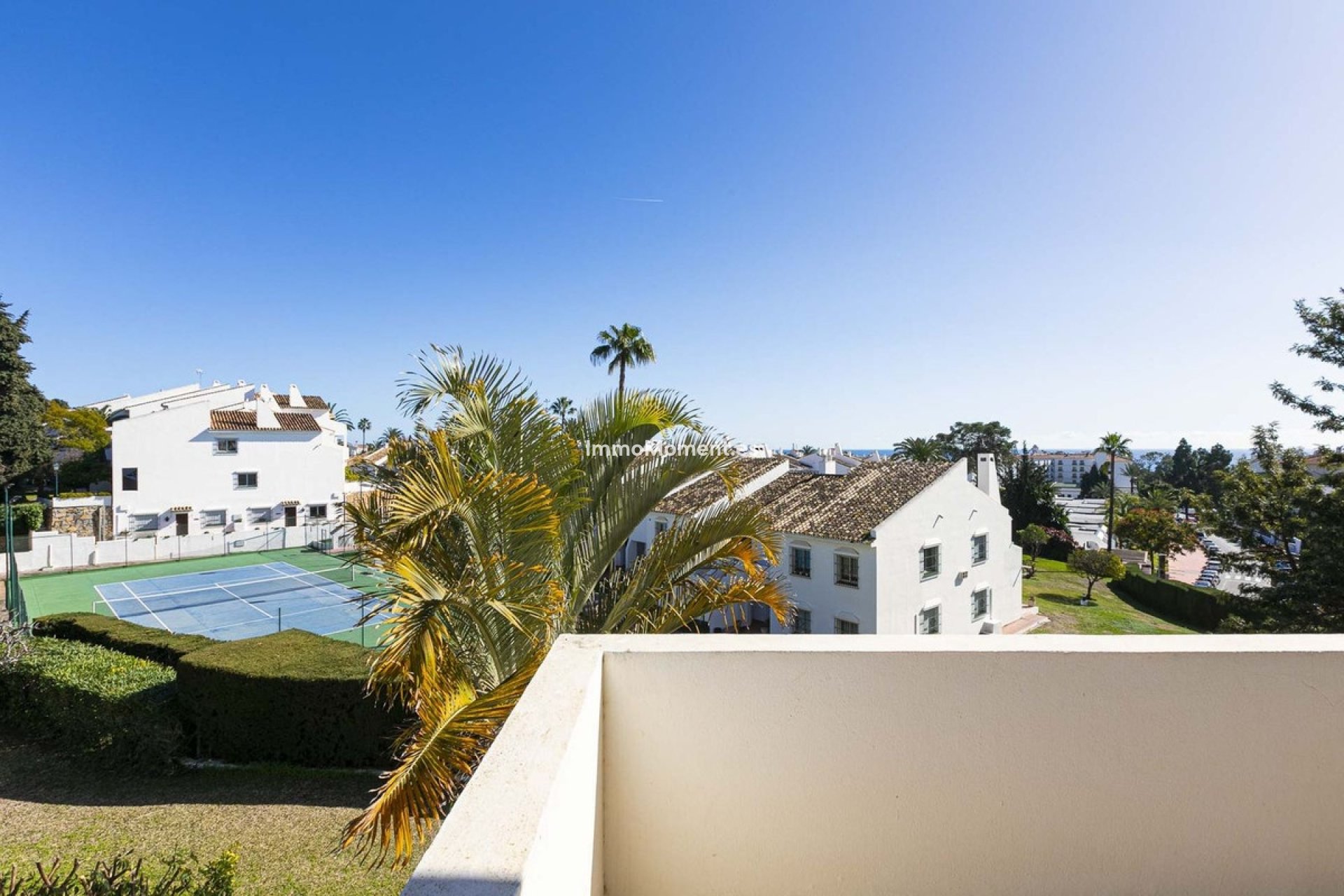 Resale - Apartment - Marbella - Nueva Andalucía