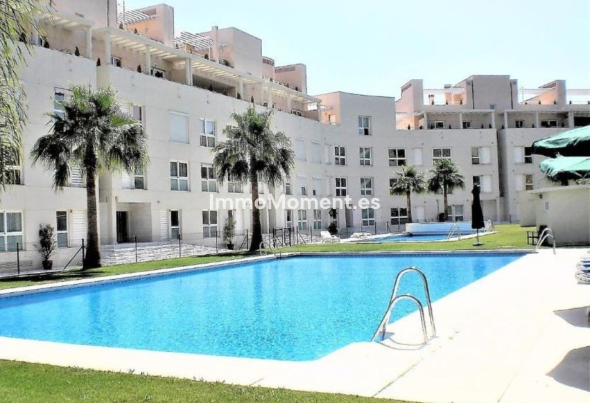 Resale - Apartment - Marbella - Nueva Andalucía