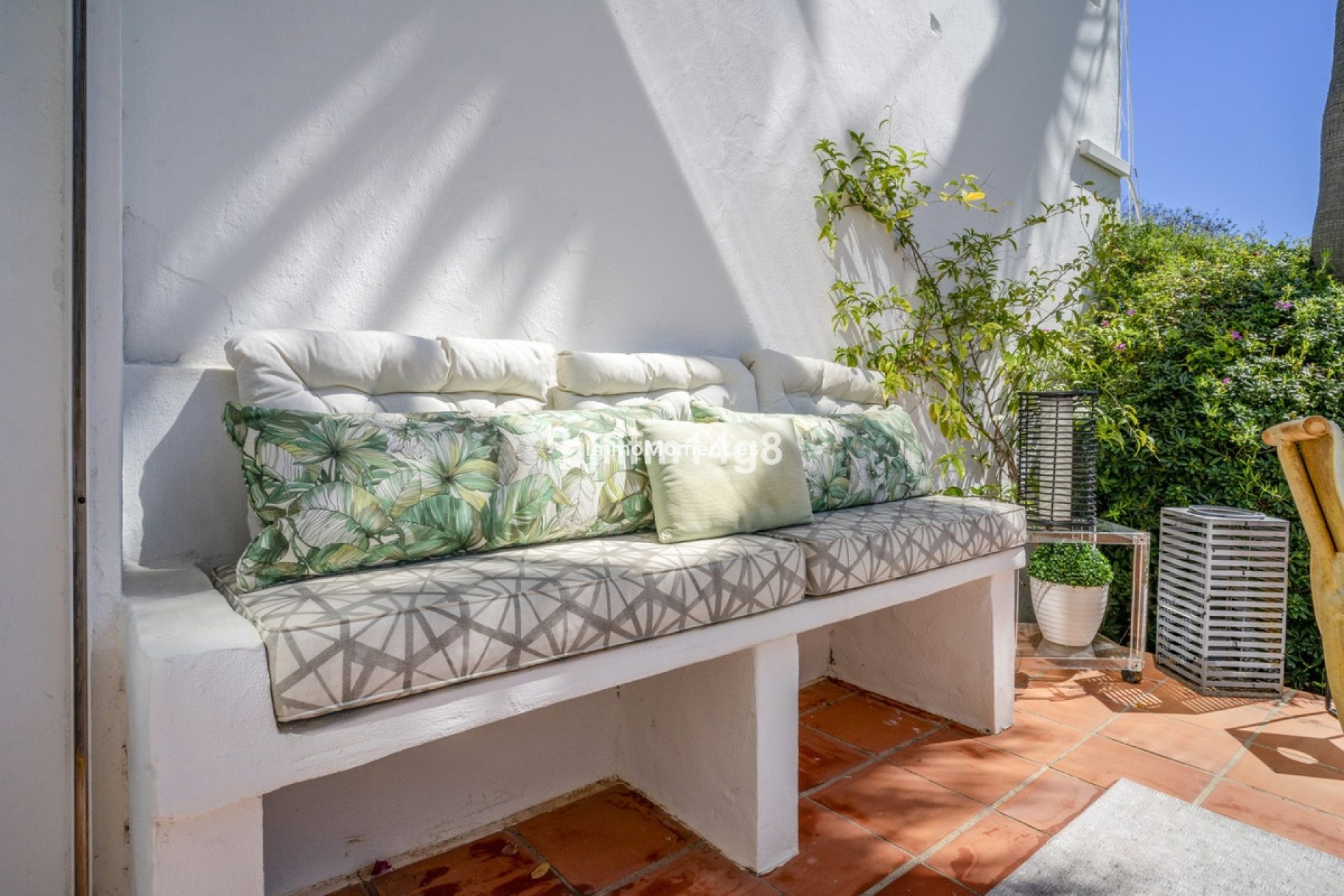 Resale - Apartment - Marbella - Nueva Andalucía