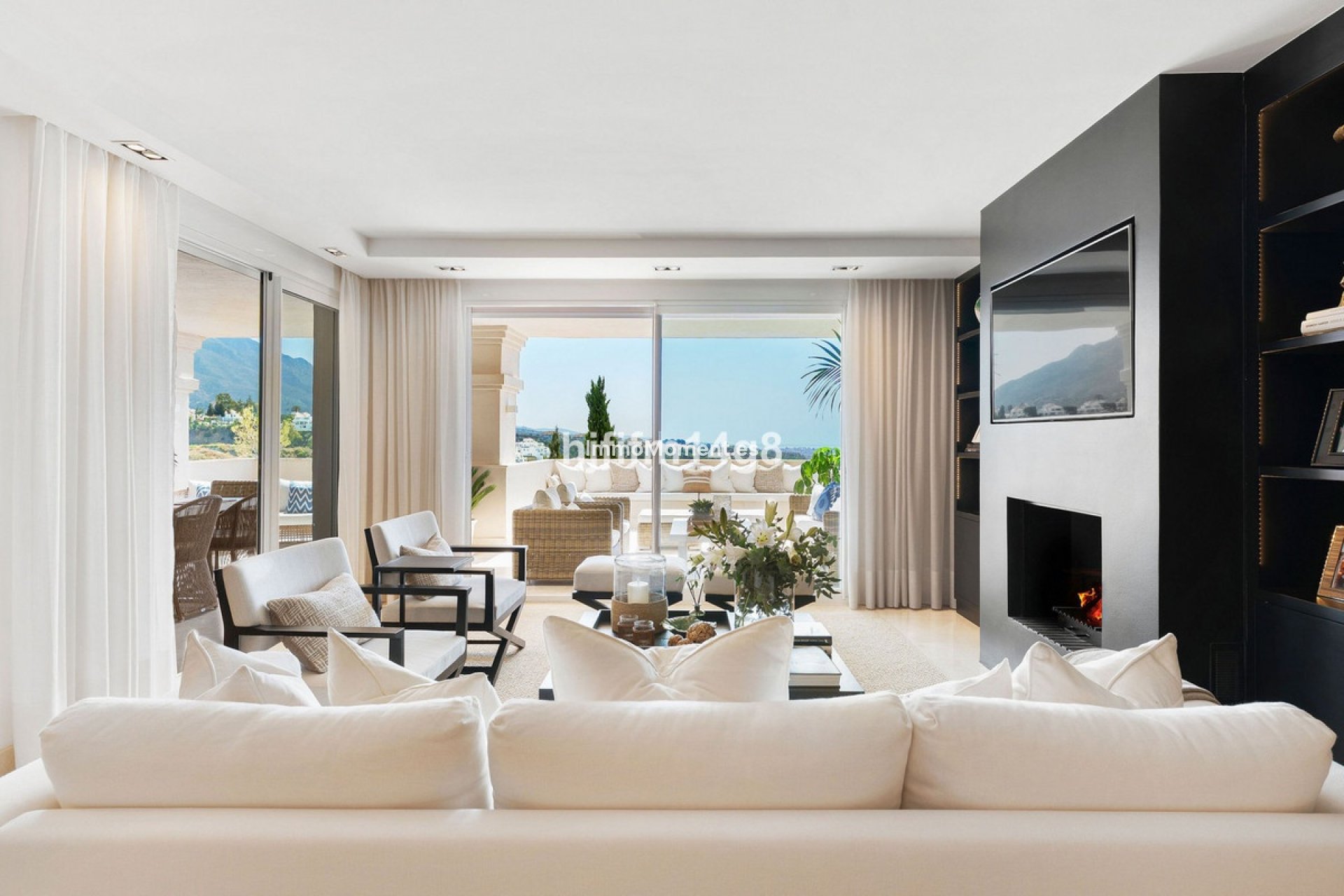 Resale - Apartment - Marbella - Nueva Andalucía