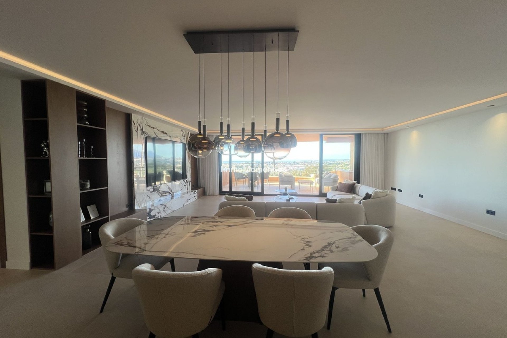 Resale - Apartment - Marbella - Nueva Andalucía