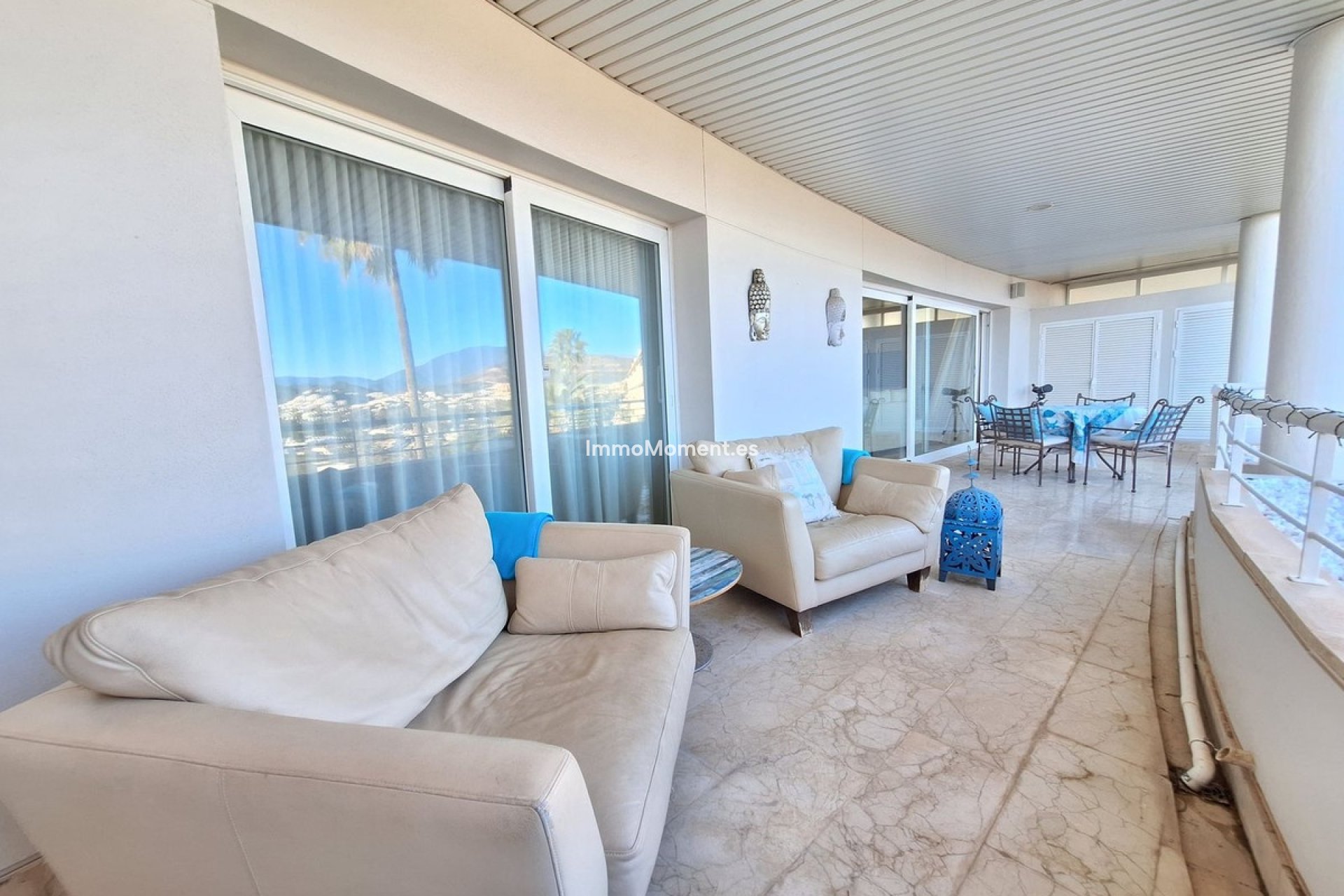 Resale - Apartment - Marbella - Nueva Andalucía
