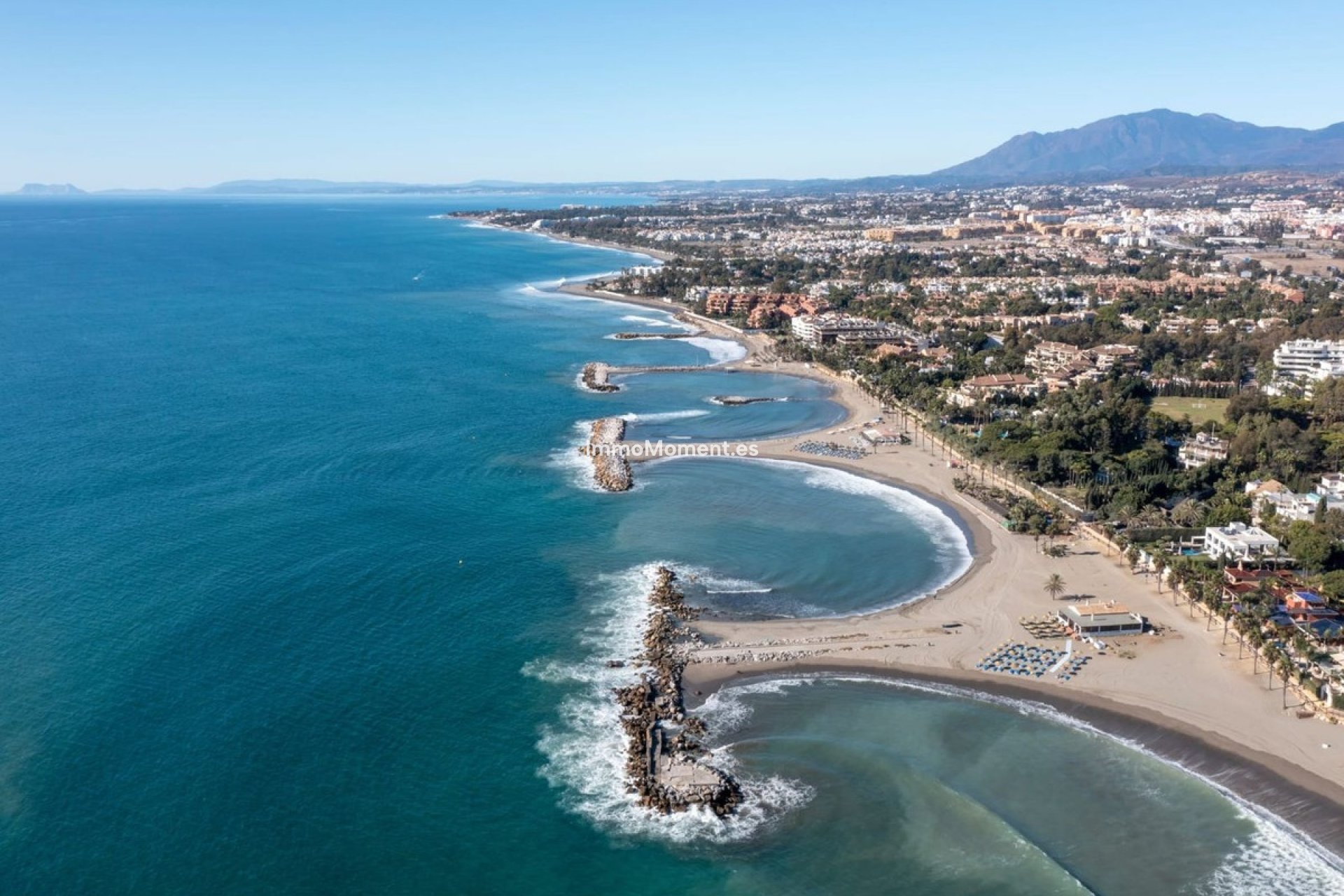 Resale - Apartment - Marbella - Nueva Andalucía