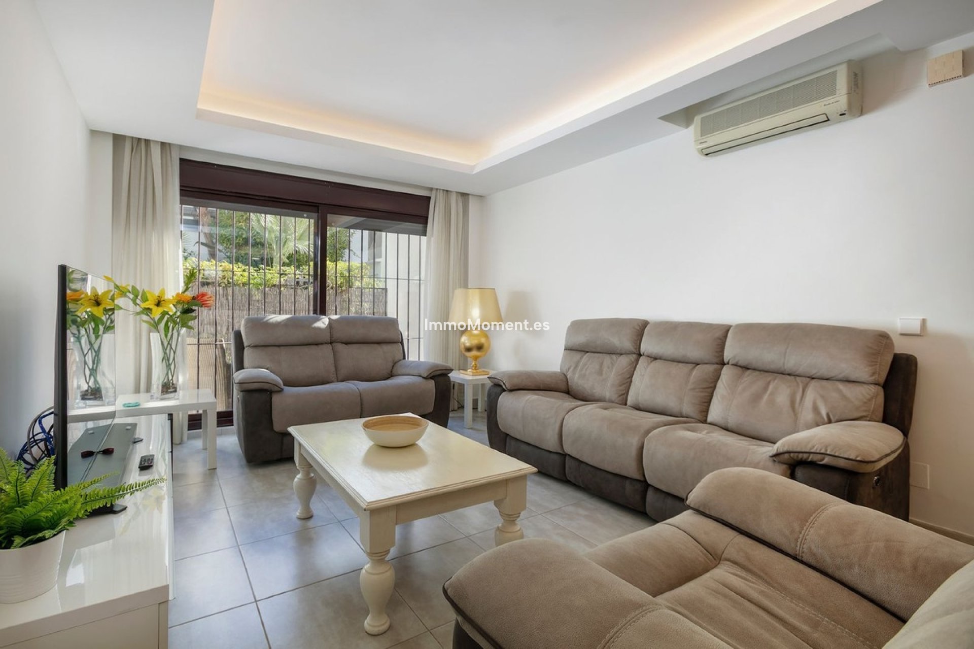 Resale - Apartment - Marbella - Nueva Andalucía