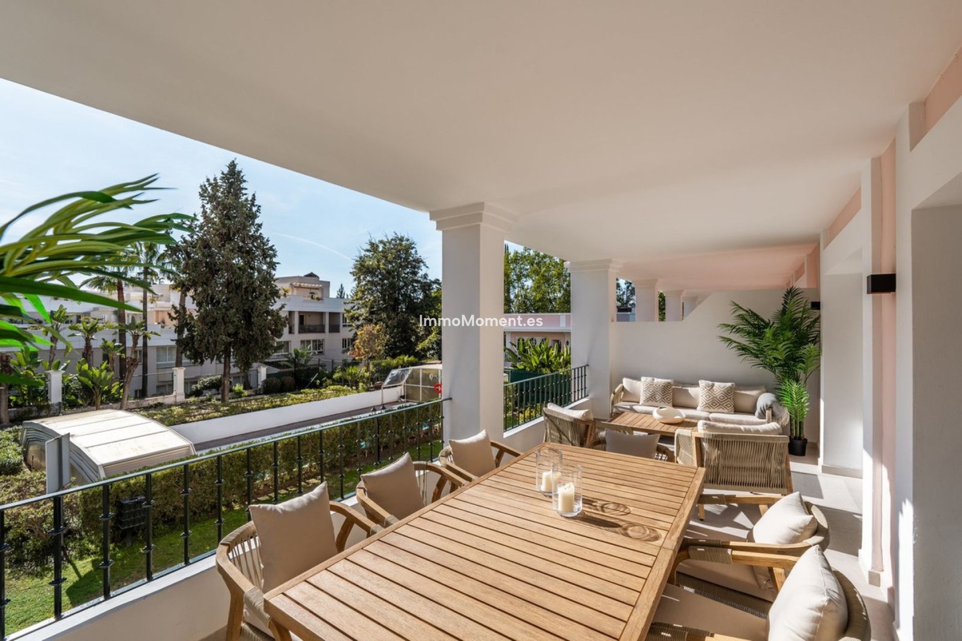 Resale - Apartment - Marbella - Nueva Andalucía