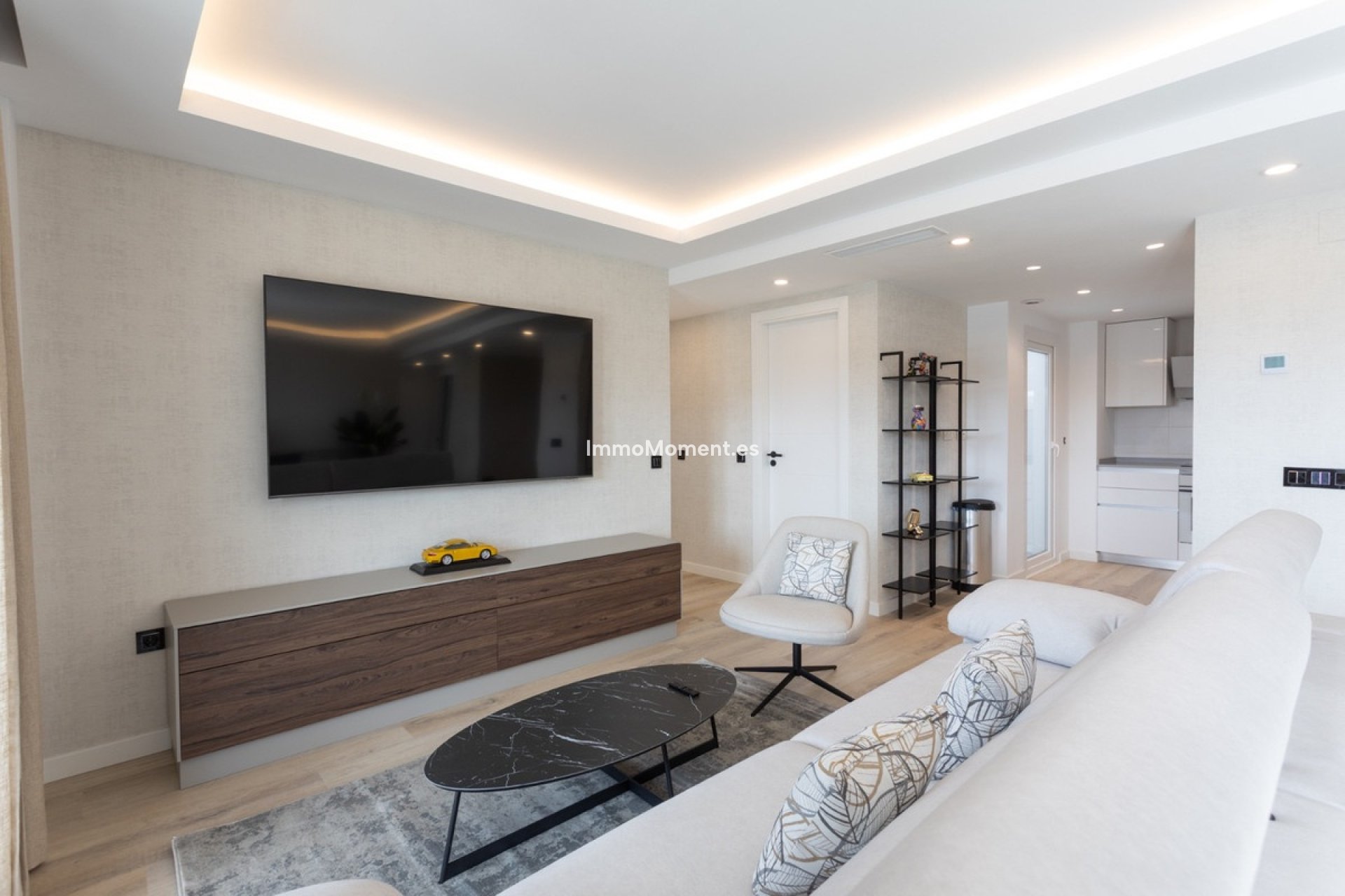 Resale - Apartment - Marbella - Nueva Andalucía