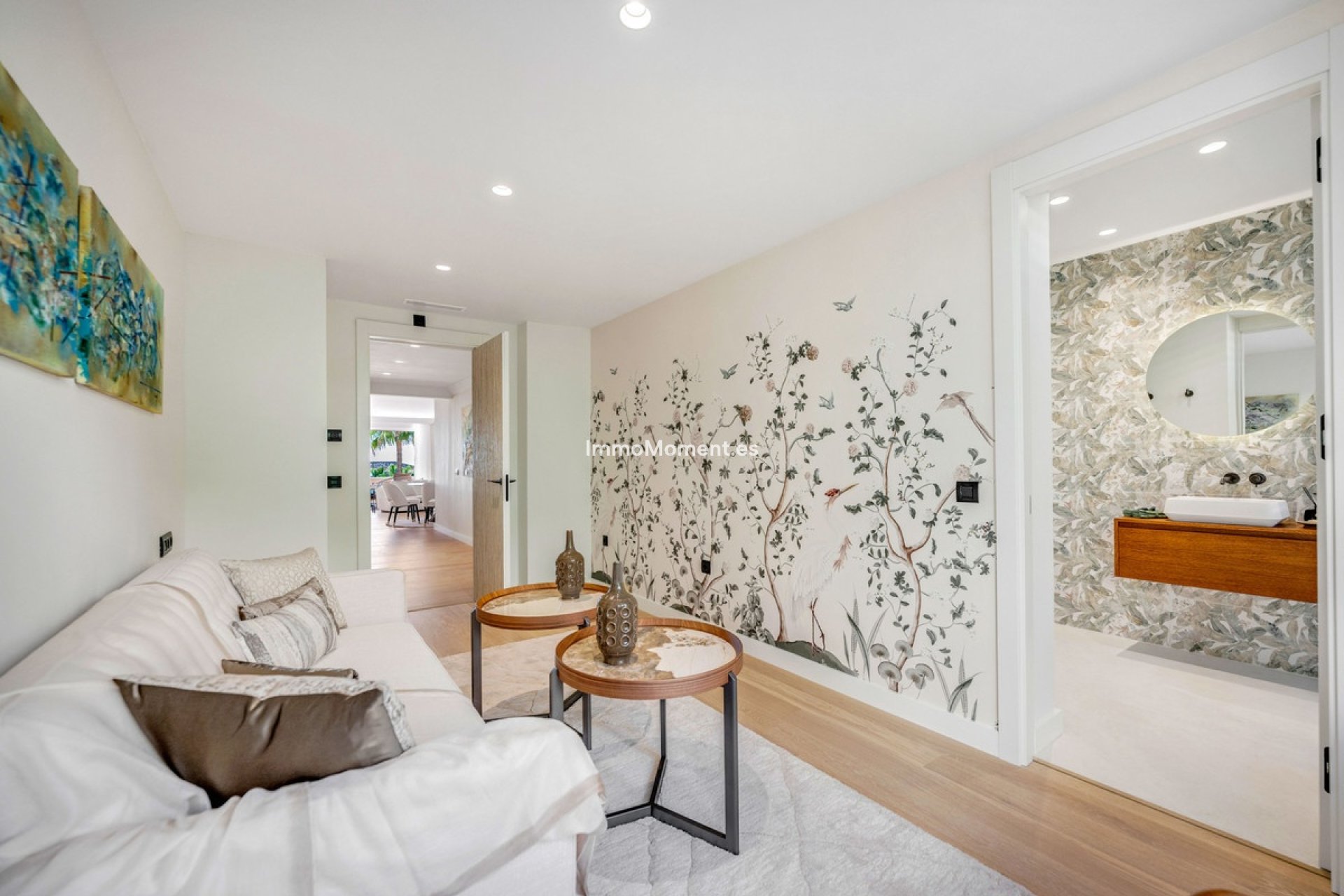 Resale - Apartment - Marbella - Nueva Andalucía