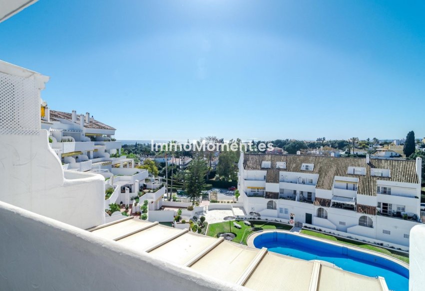 Resale - Apartment - Marbella - Nueva Andalucía