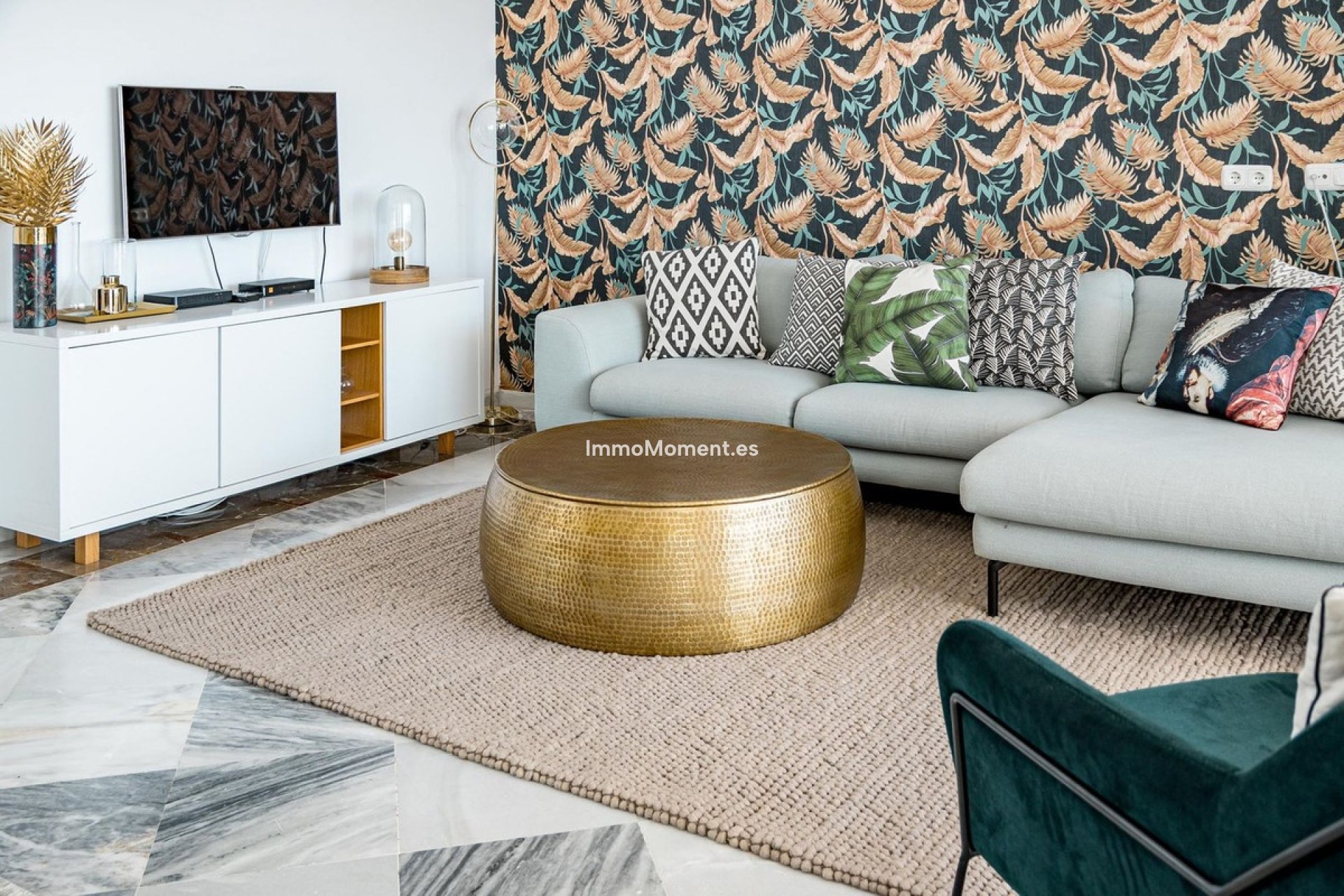 Resale - Apartment - Marbella - Nueva Andalucía