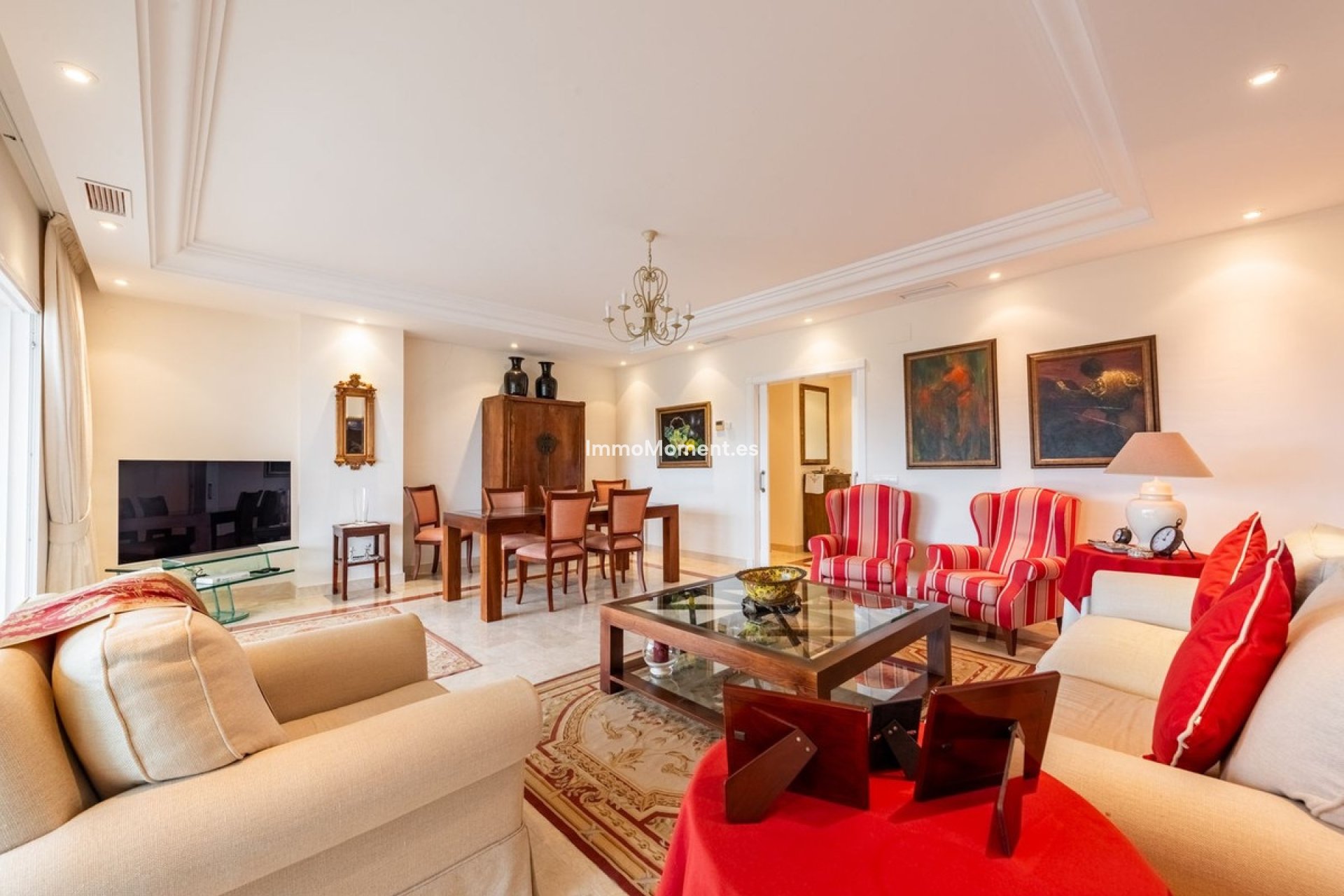 Resale - Apartment - Marbella - Nueva Andalucía