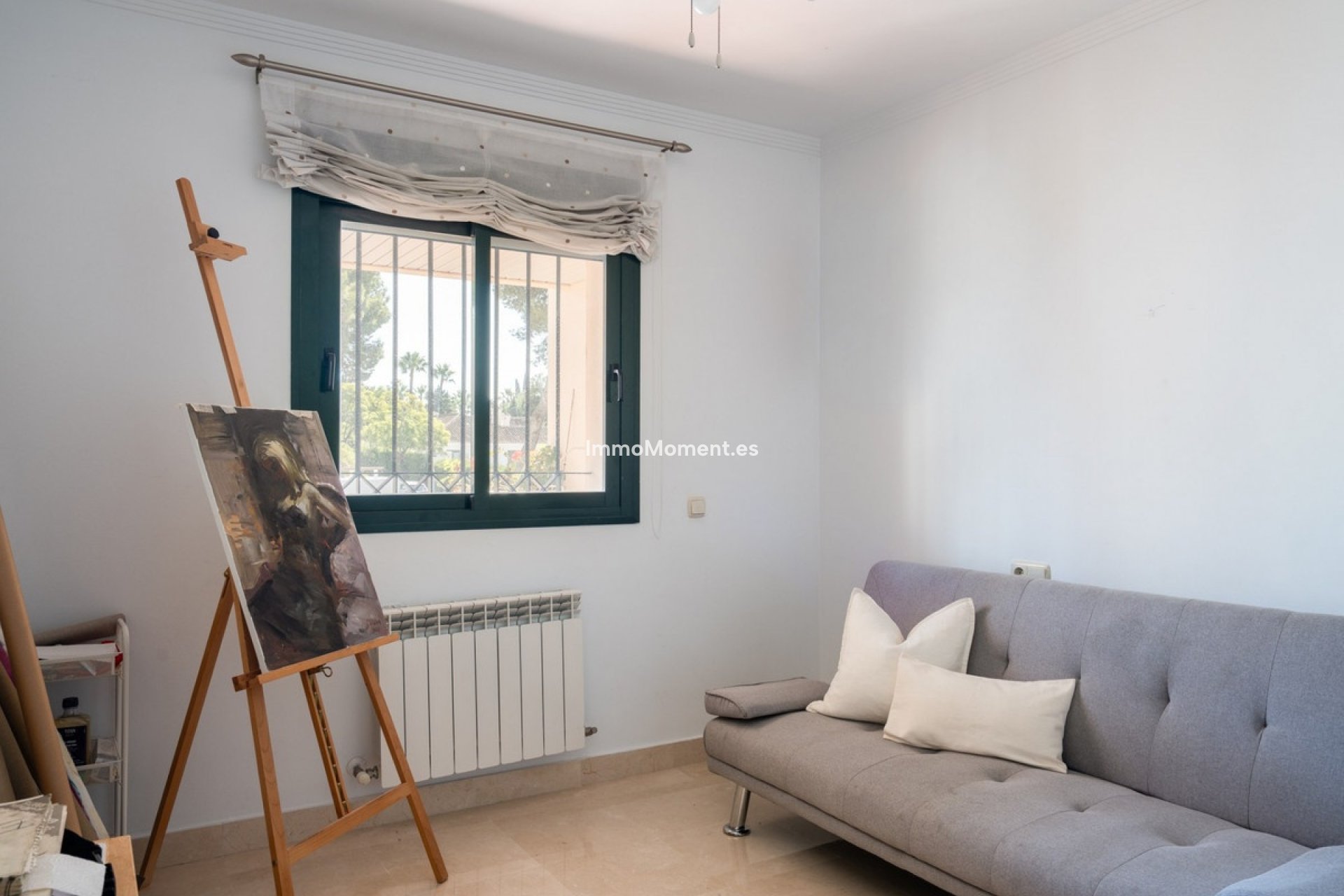 Resale - Apartment - Marbella - Nueva Andalucía