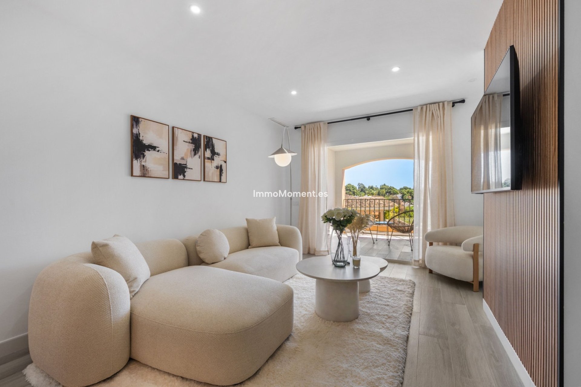 Resale - Apartment - Marbella - Nueva Andalucía