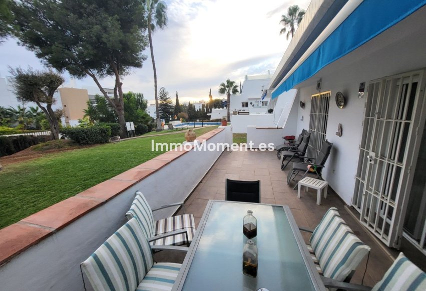 Resale - Apartment - Marbella - Nueva Andalucía