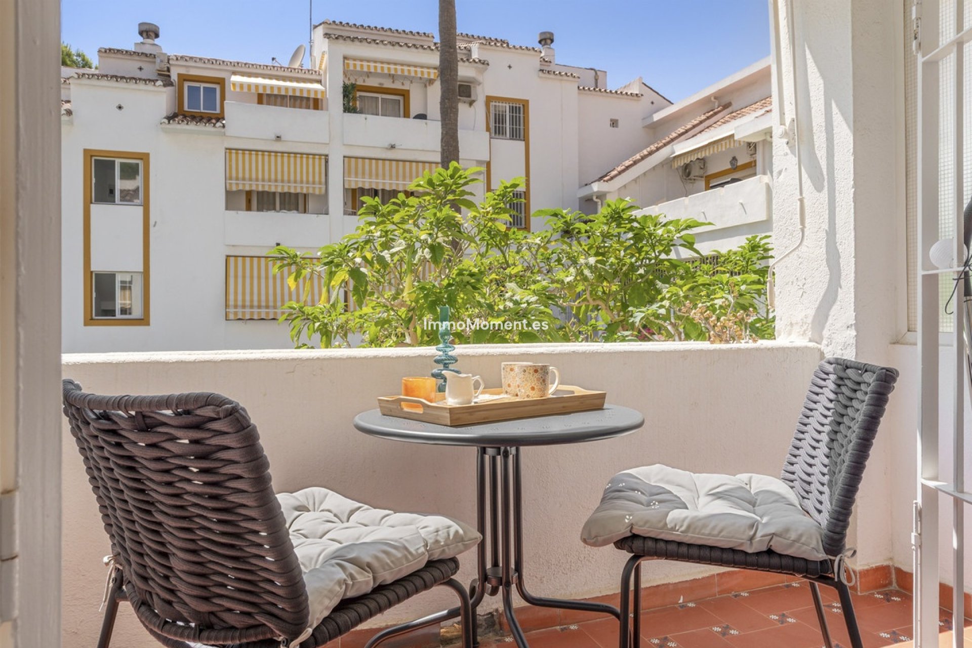 Resale - Apartment - Marbella - Nueva Andalucía